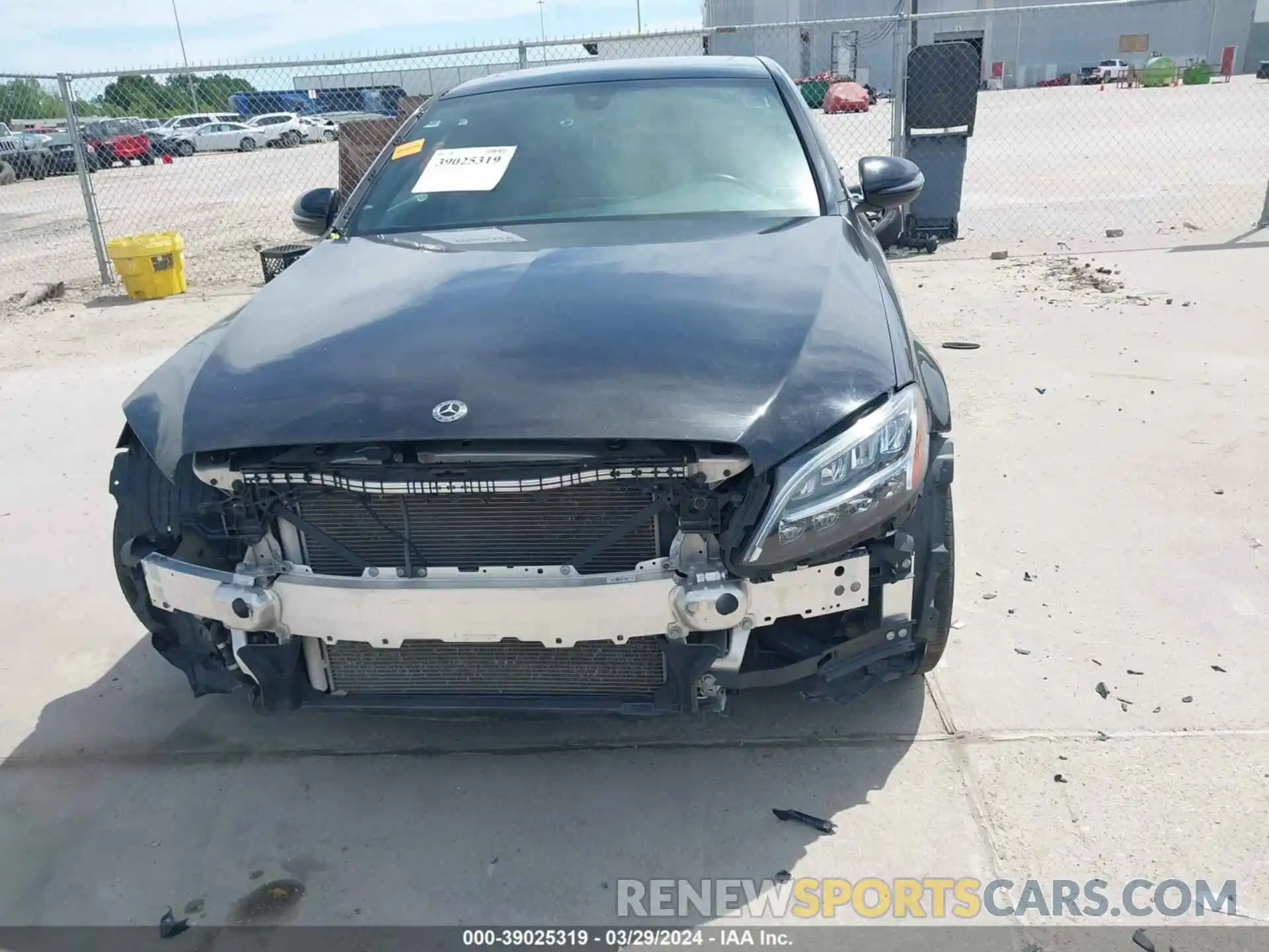 18 Photograph of a damaged car W1KWF8DB9MR631601 MERCEDES-BENZ C 300 2021