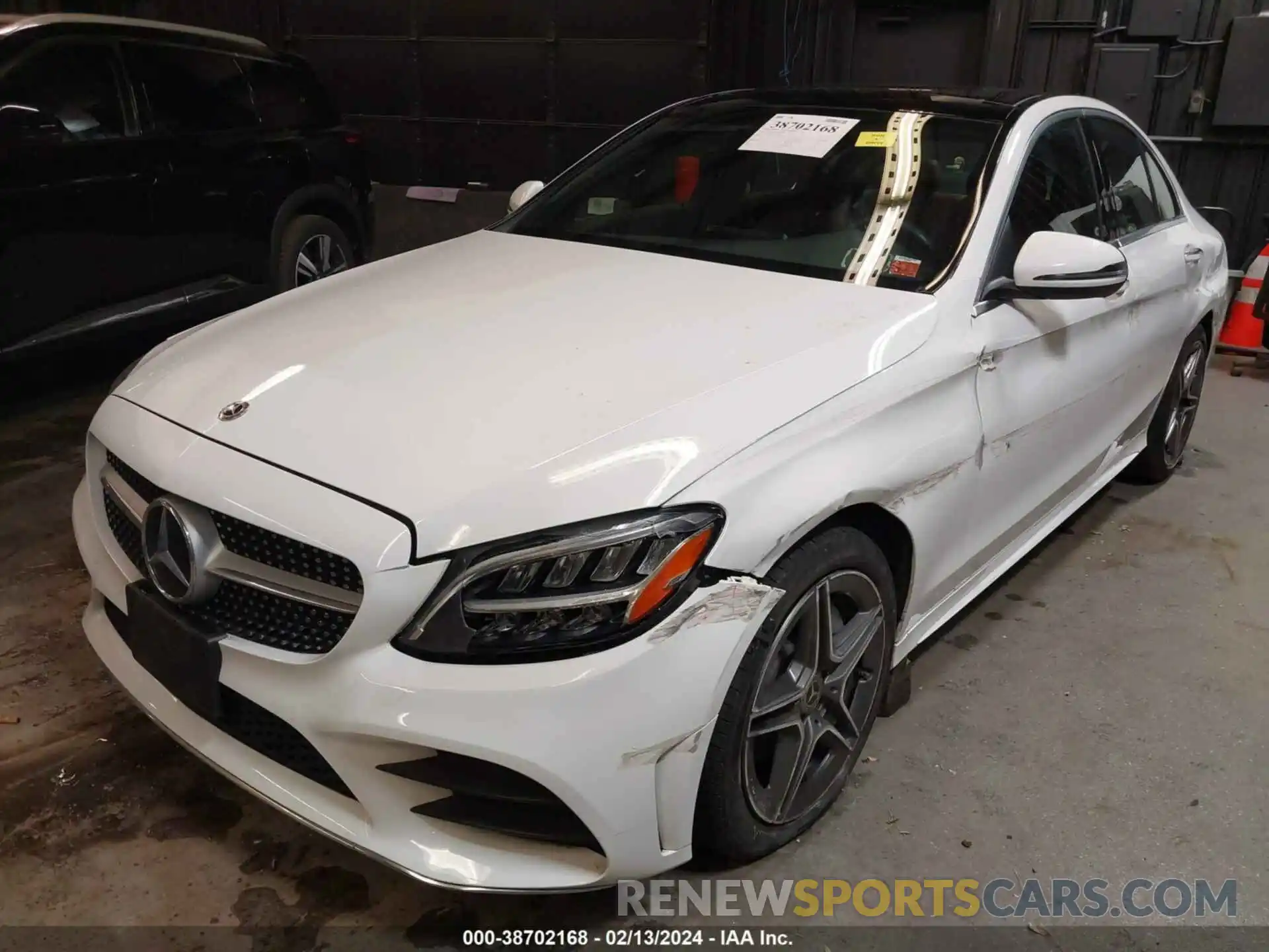 2 Photograph of a damaged car W1KWF8EB1MR646091 MERCEDES-BENZ C 300 2021