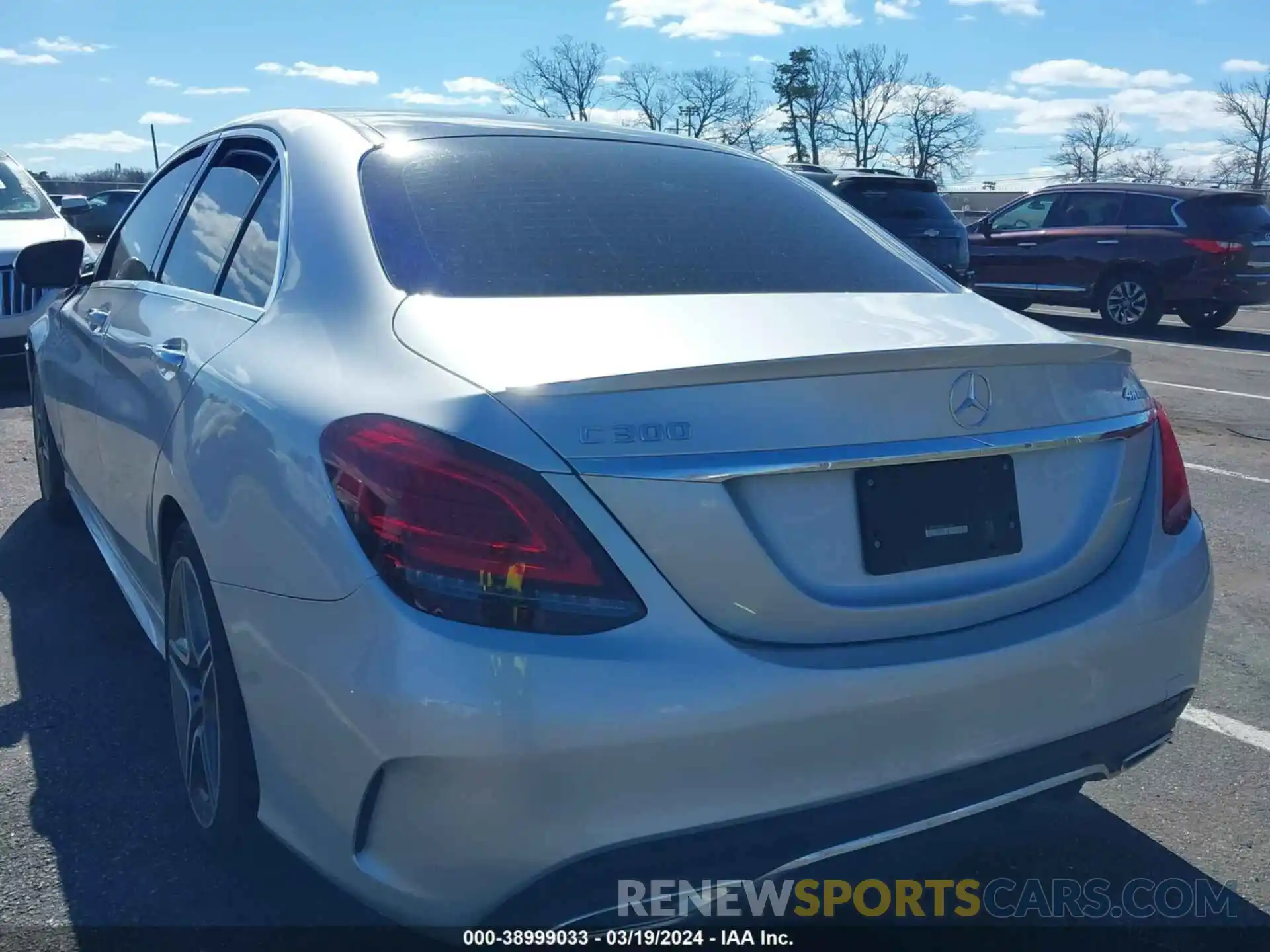 3 Photograph of a damaged car W1KWF8EB9MR622640 MERCEDES-BENZ C 300 2021