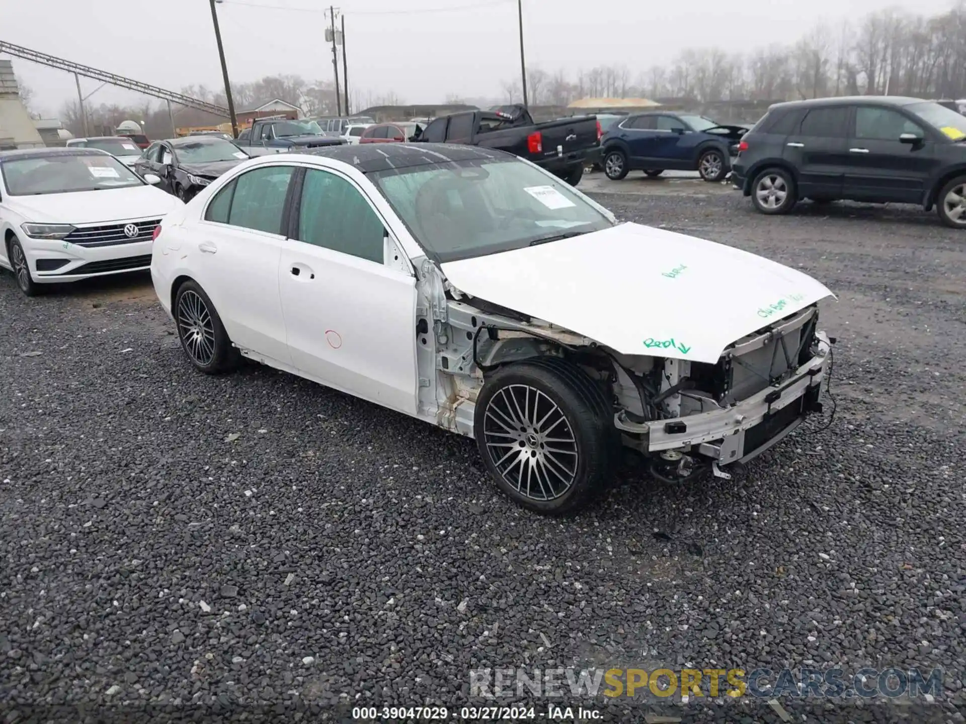 1 Photograph of a damaged car W1KAF4HB5NR038820 MERCEDES-BENZ C 300 2022