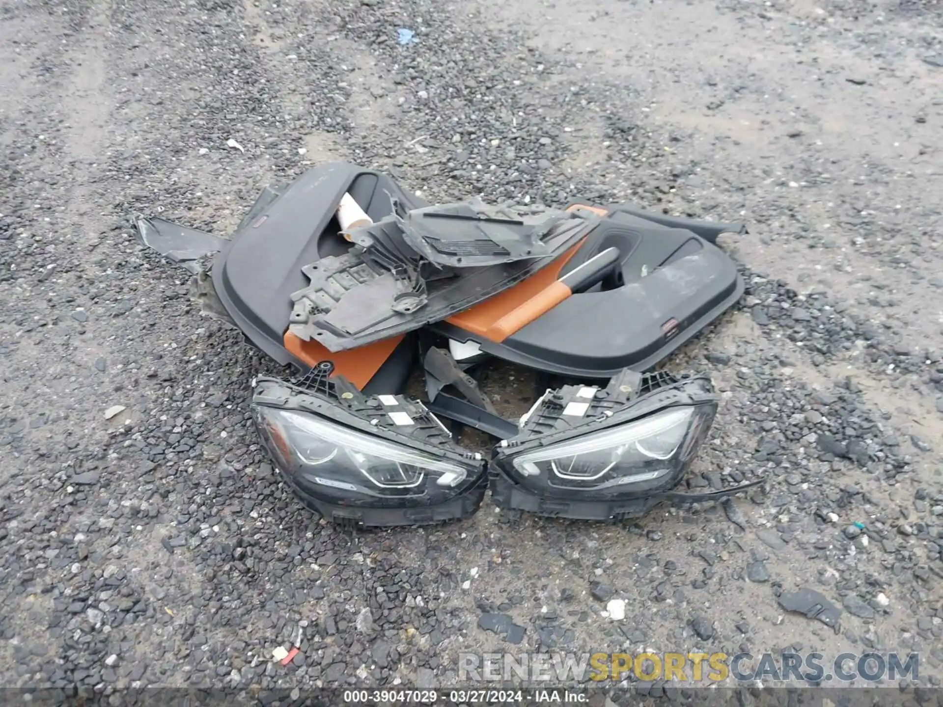 12 Photograph of a damaged car W1KAF4HB5NR038820 MERCEDES-BENZ C 300 2022