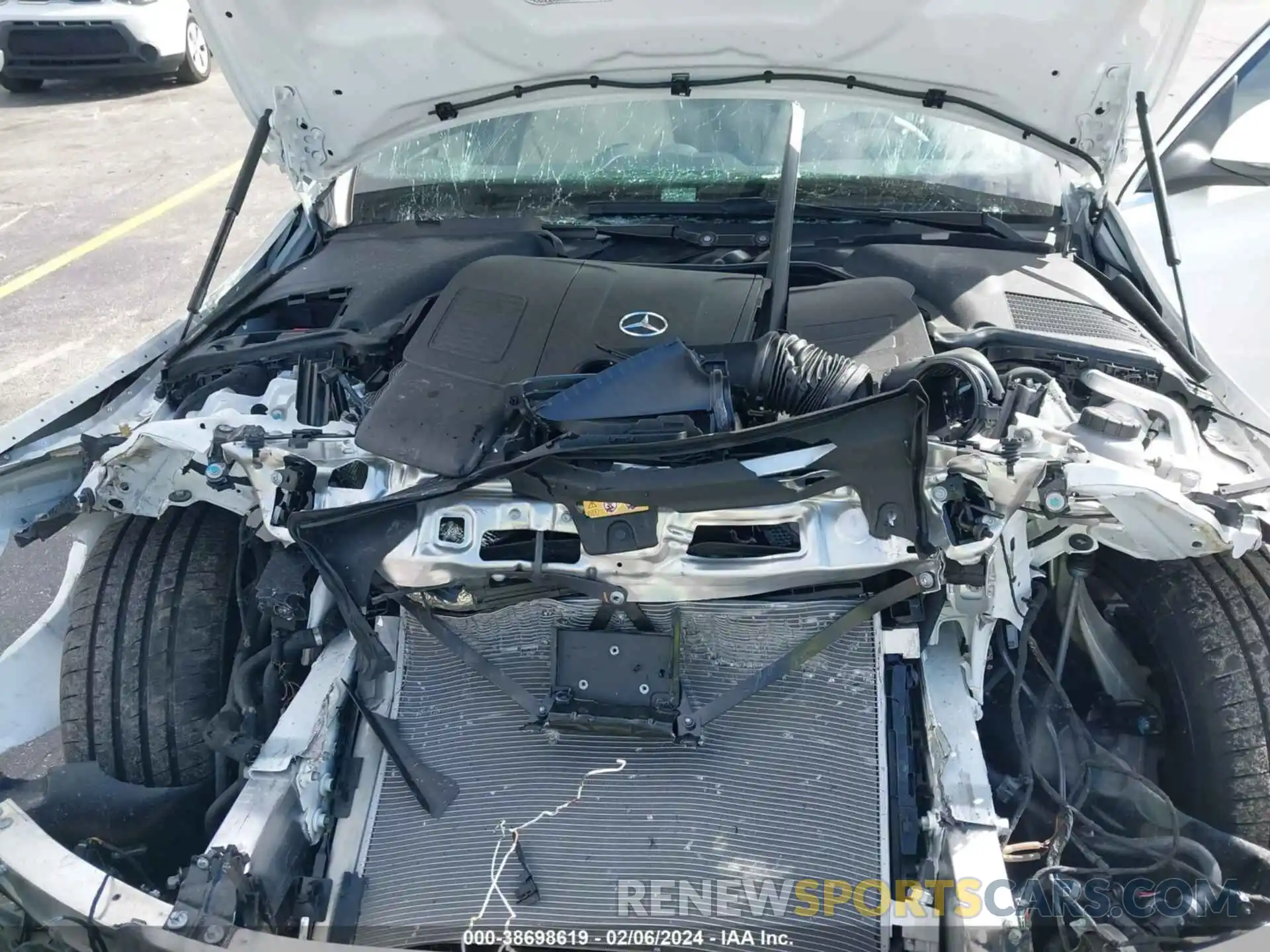 10 Фотография поврежденного автомобиля W1KAF4GB0RR163893 MERCEDES-BENZ C 300 2024