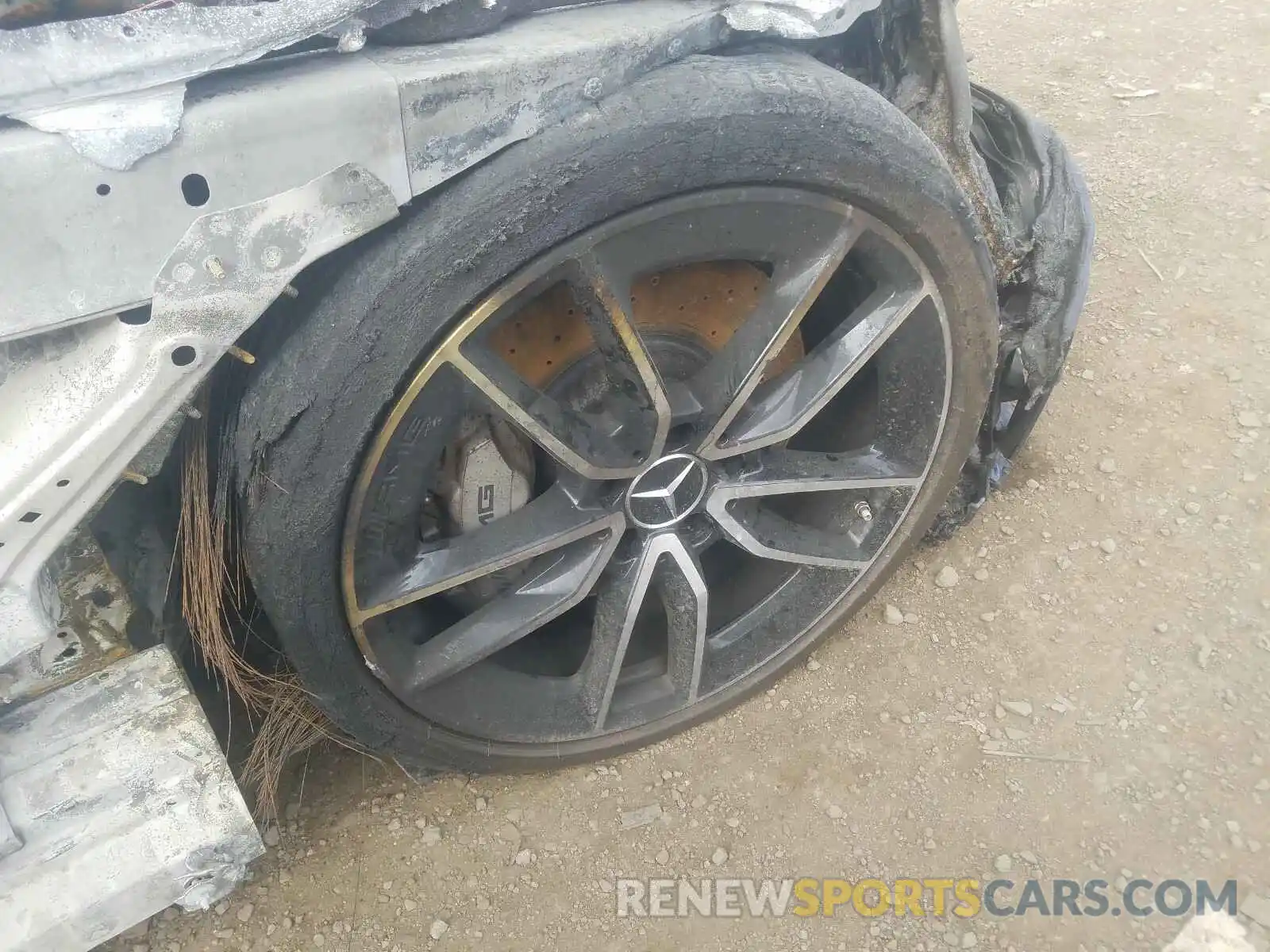 10 Photograph of a damaged car 55SWF6EB3KU293823 MERCEDES-BENZ C 43 AMG 2019