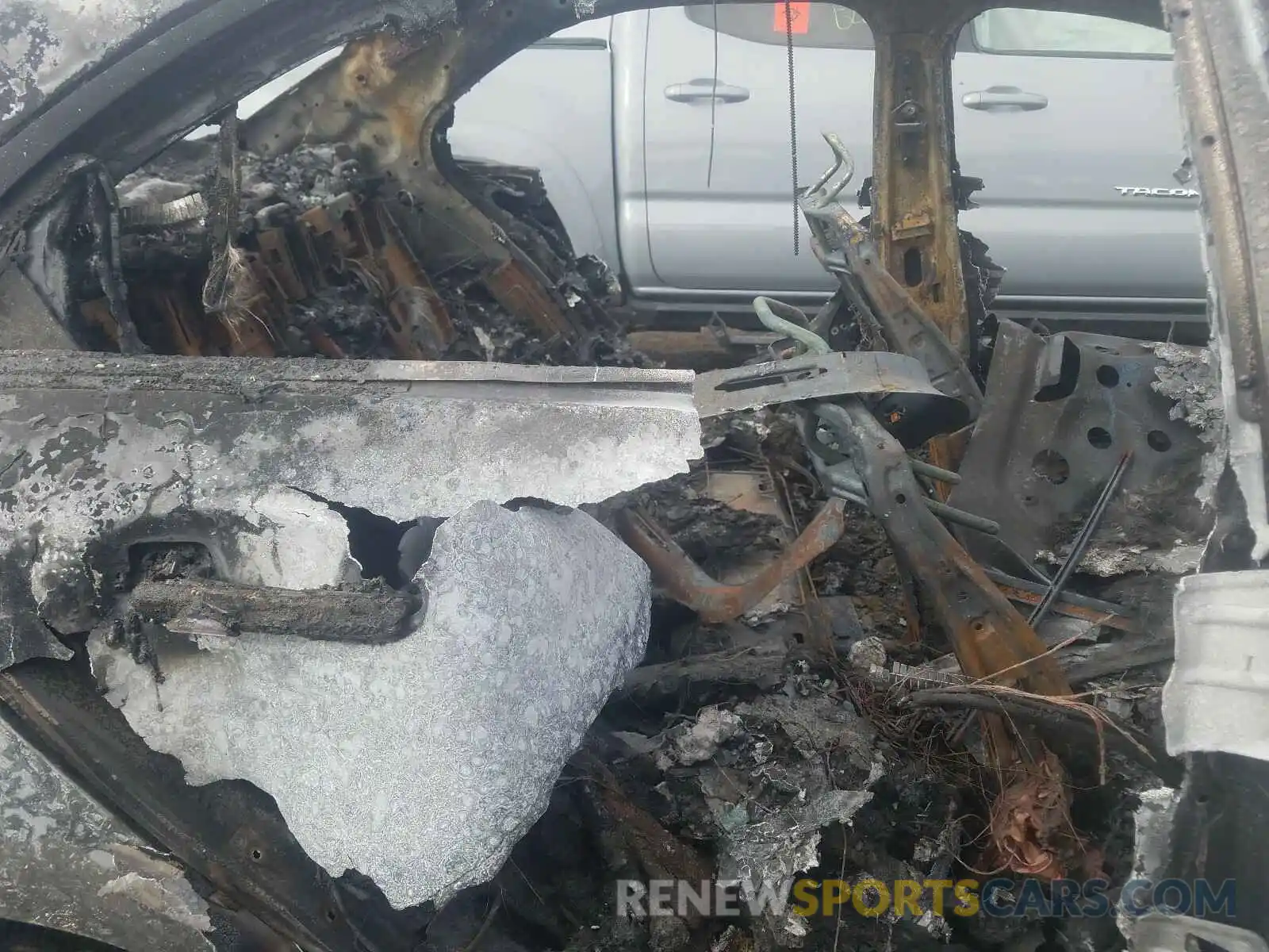 6 Photograph of a damaged car 55SWF6EB3KU293823 MERCEDES-BENZ C 43 AMG 2019