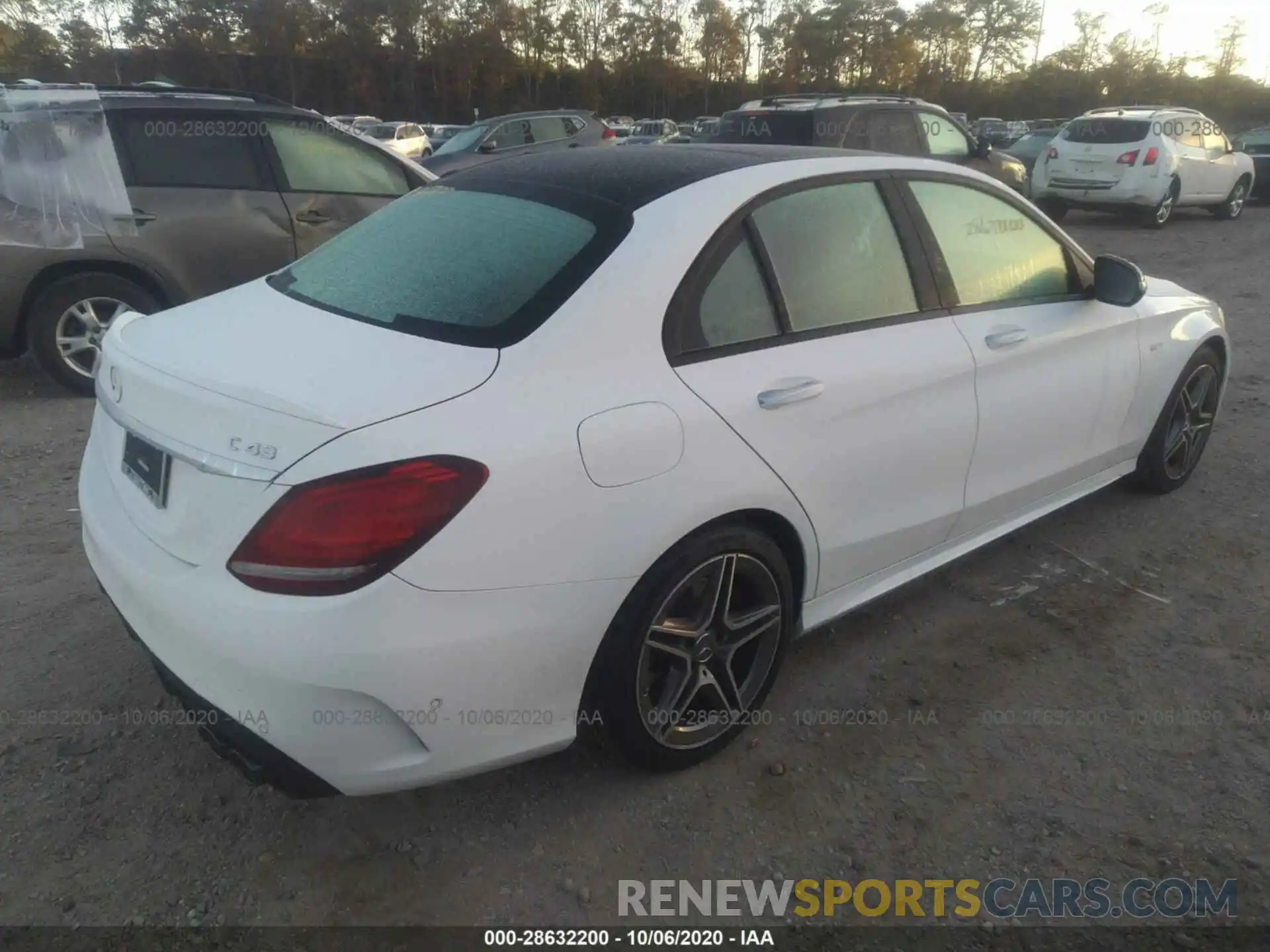 4 Photograph of a damaged car 55SWF6EB0KU286778 MERCEDES-BENZ C-CLASS 2019