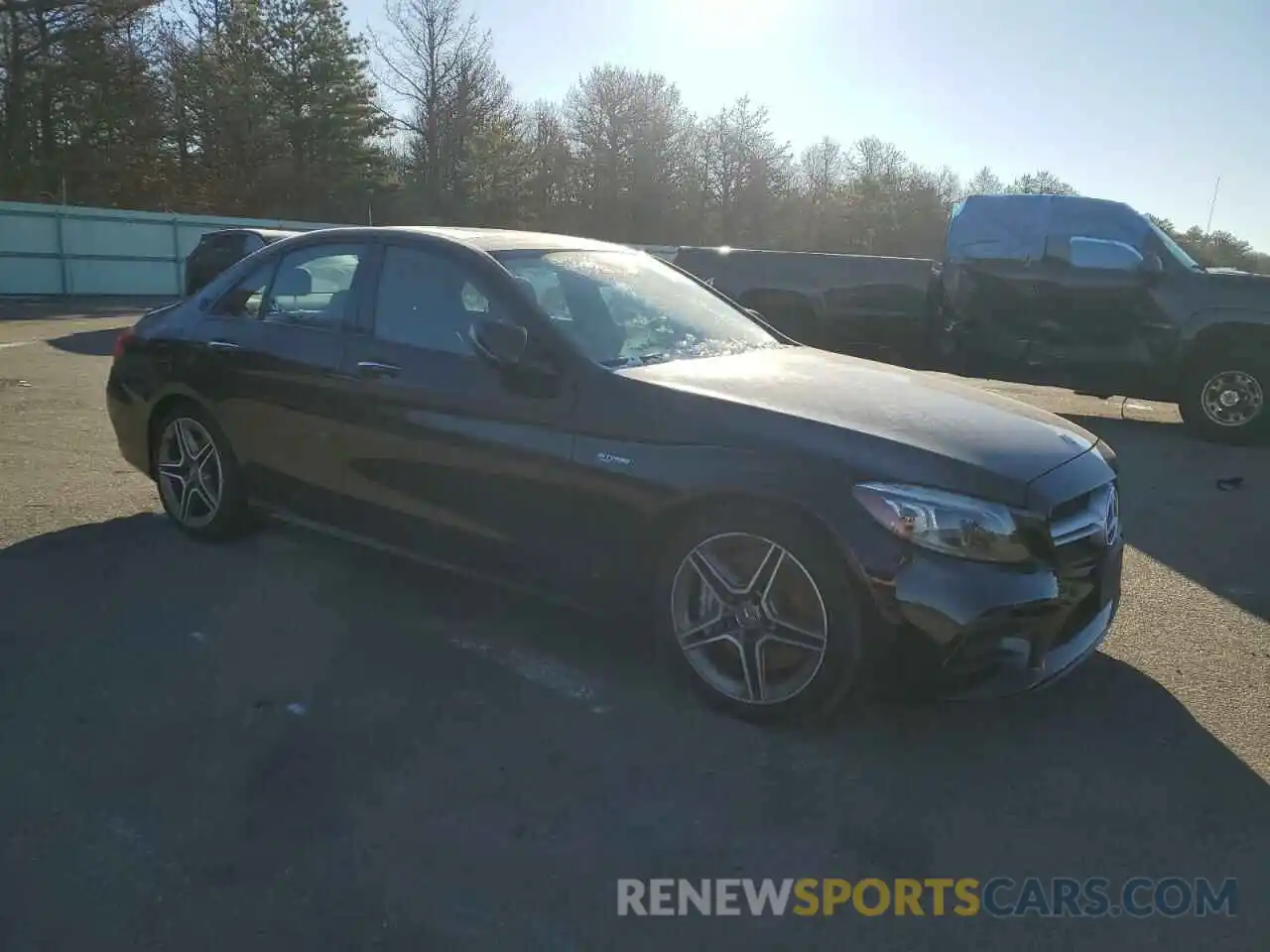 4 Photograph of a damaged car 55SWF6EB0KU291303 MERCEDES-BENZ C-CLASS 2019