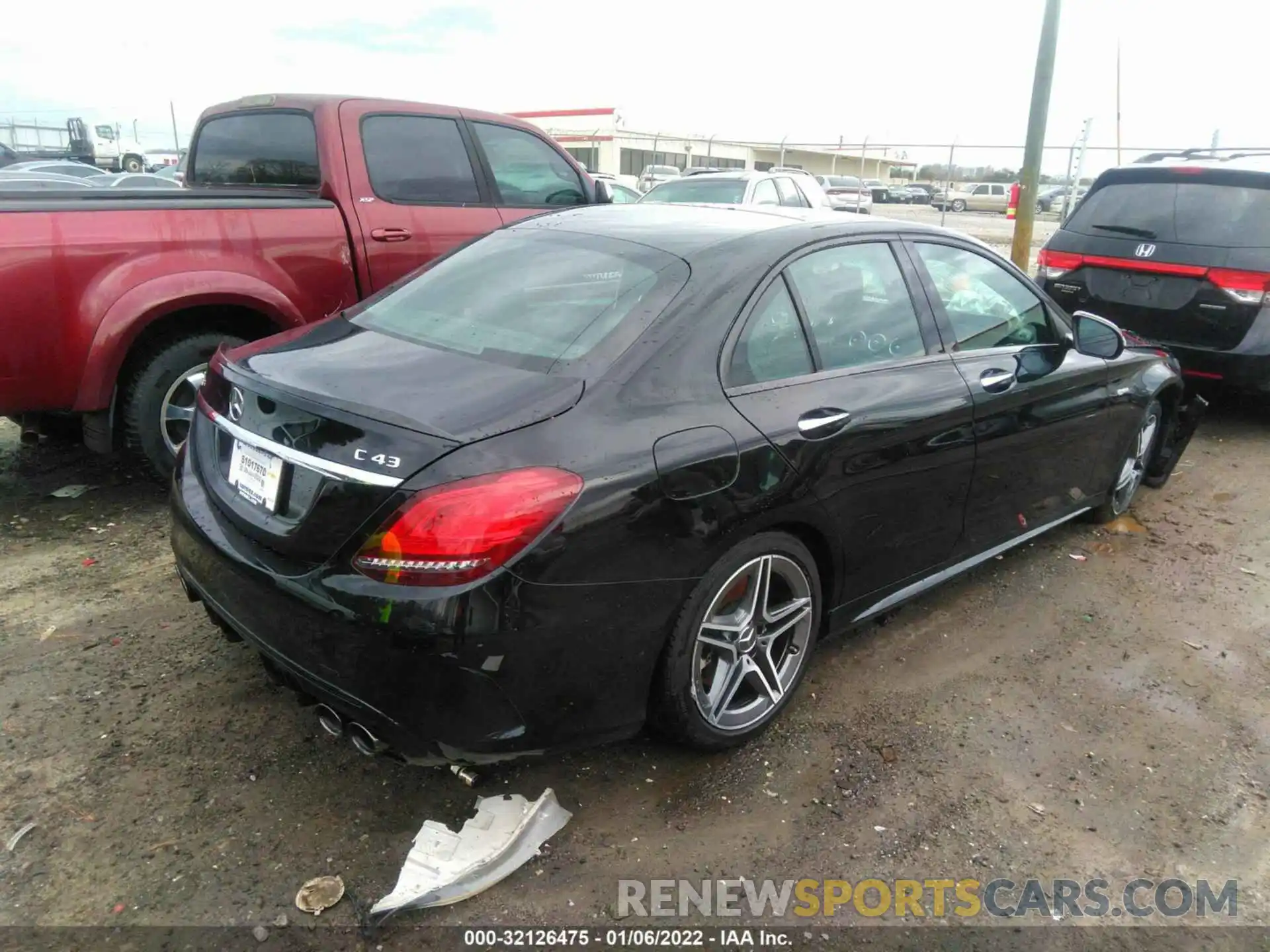 4 Photograph of a damaged car 55SWF6EB1KU292458 MERCEDES-BENZ C-CLASS 2019