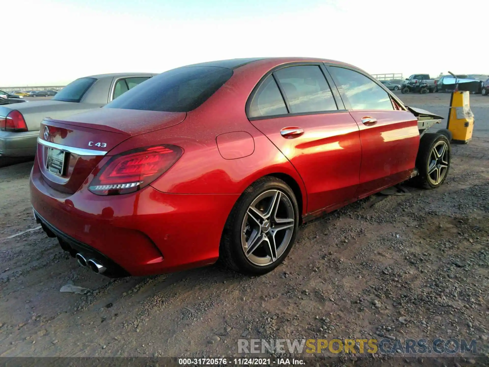 4 Photograph of a damaged car 55SWF6EB3KU311835 MERCEDES-BENZ C-CLASS 2019