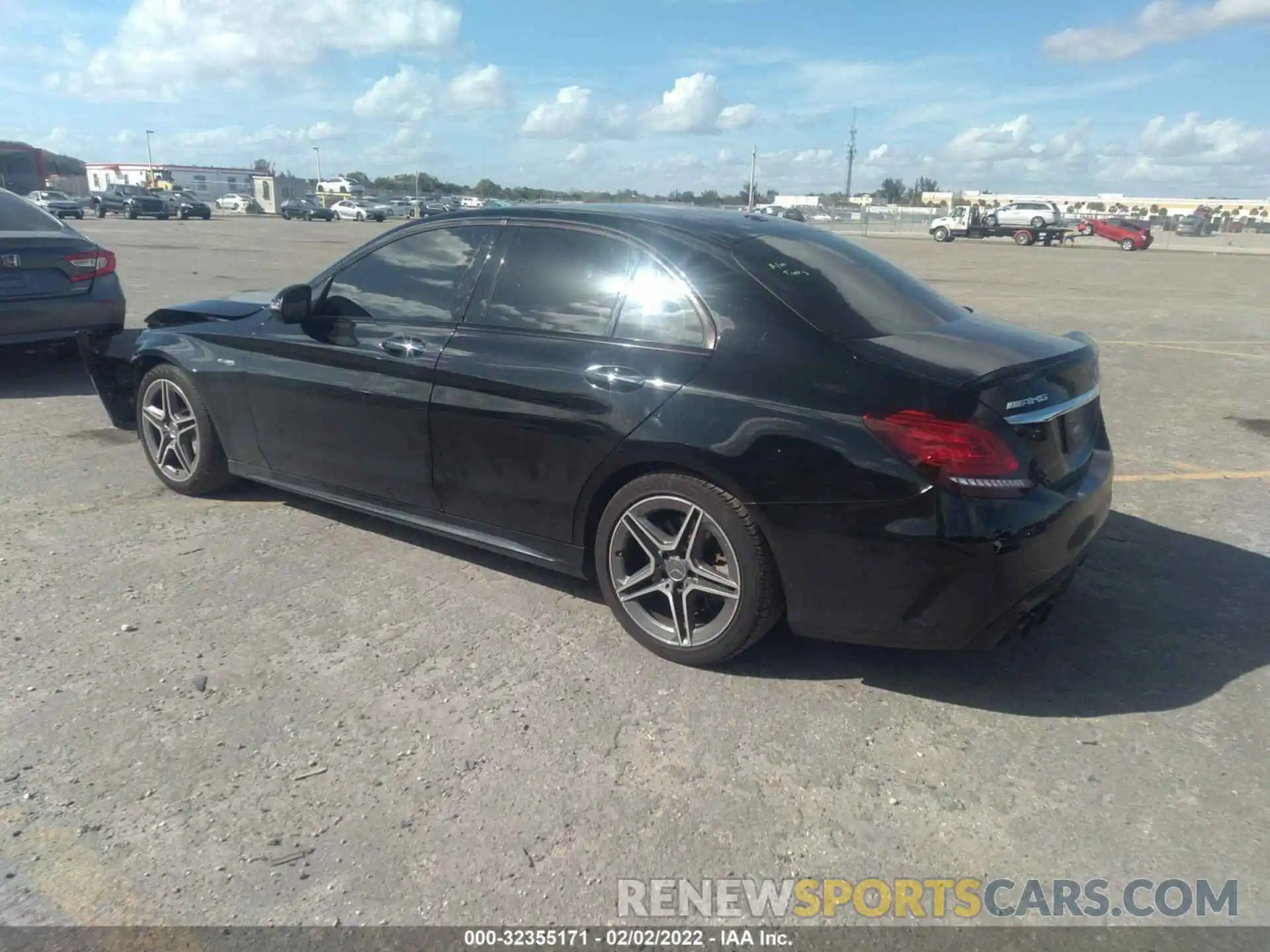 3 Photograph of a damaged car 55SWF6EB4KU317336 MERCEDES-BENZ C-CLASS 2019