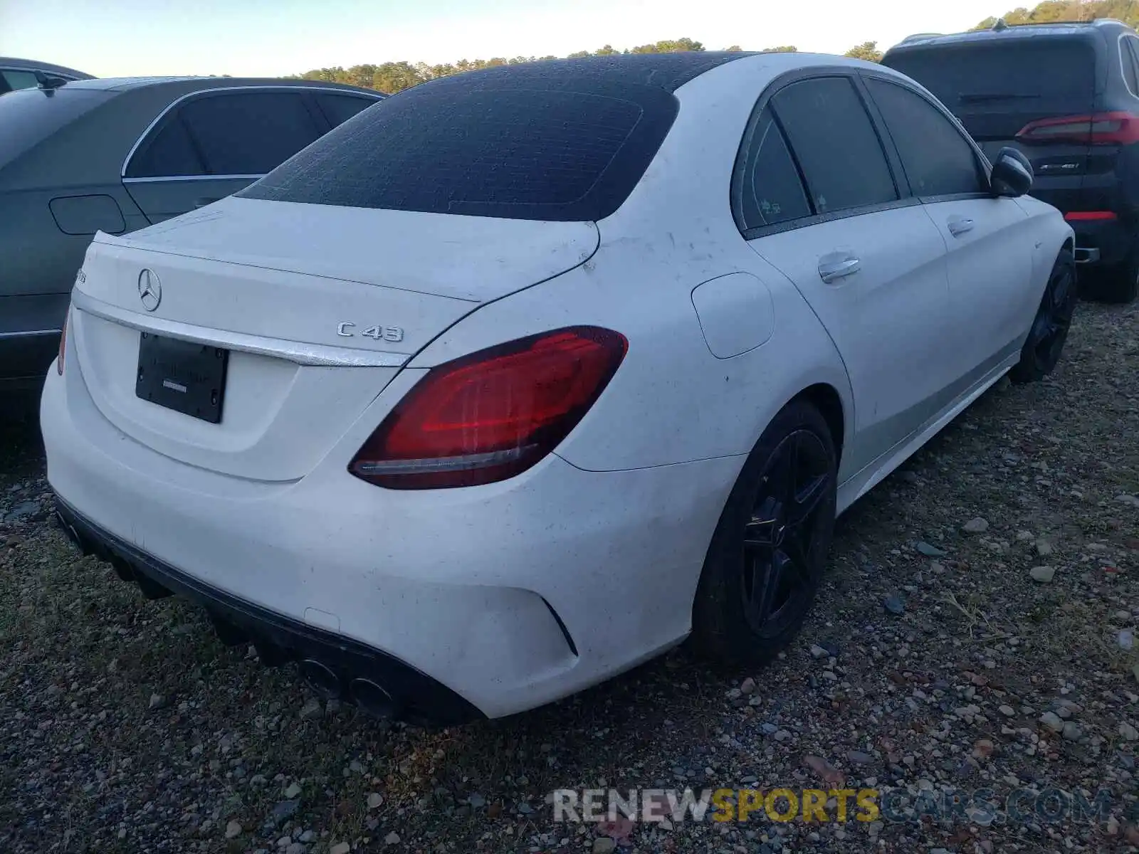 4 Photograph of a damaged car 55SWF6EB7KU294554 MERCEDES-BENZ C-CLASS 2019