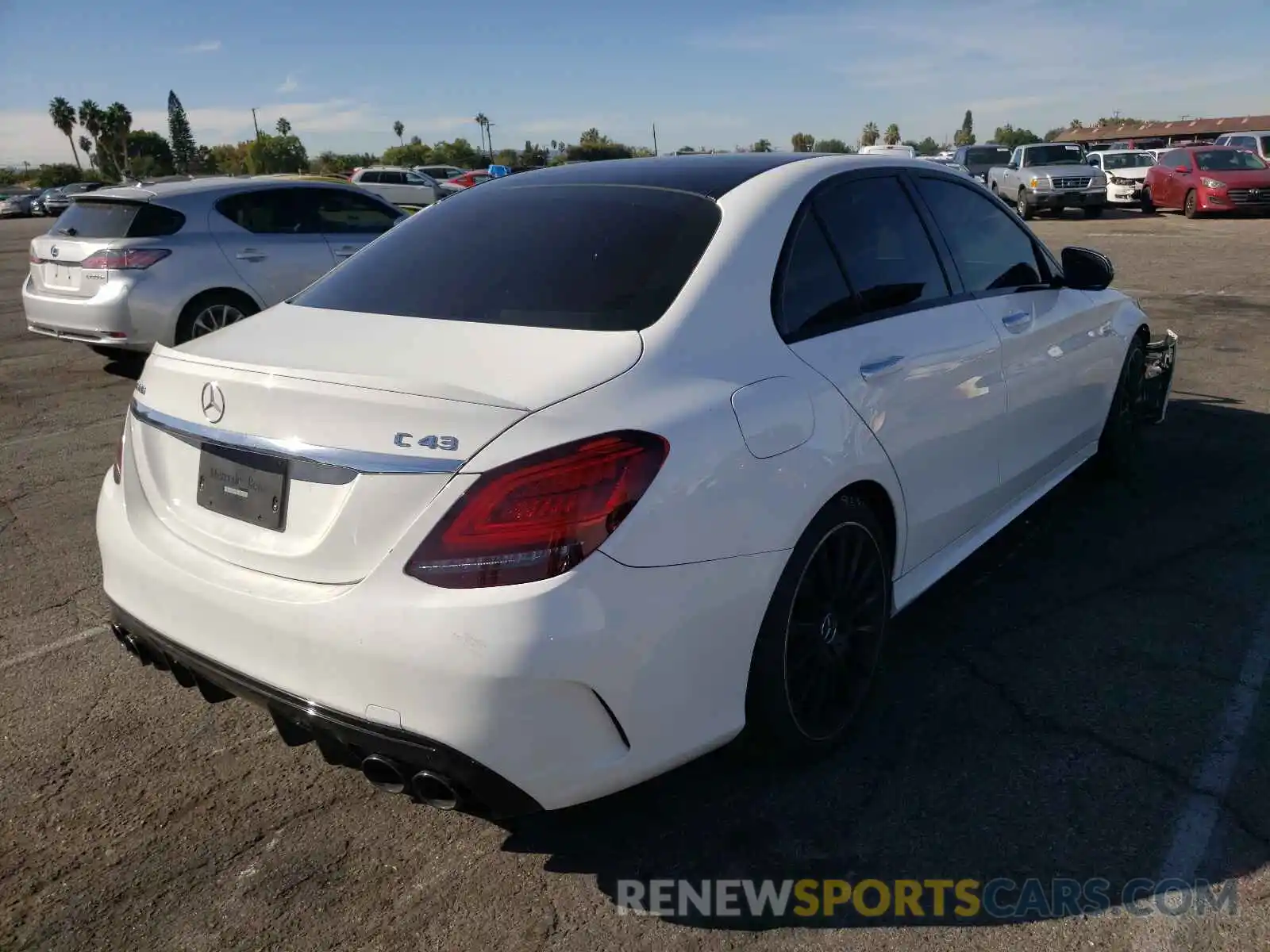 4 Photograph of a damaged car 55SWF6EBXKU308026 MERCEDES-BENZ C-CLASS 2019