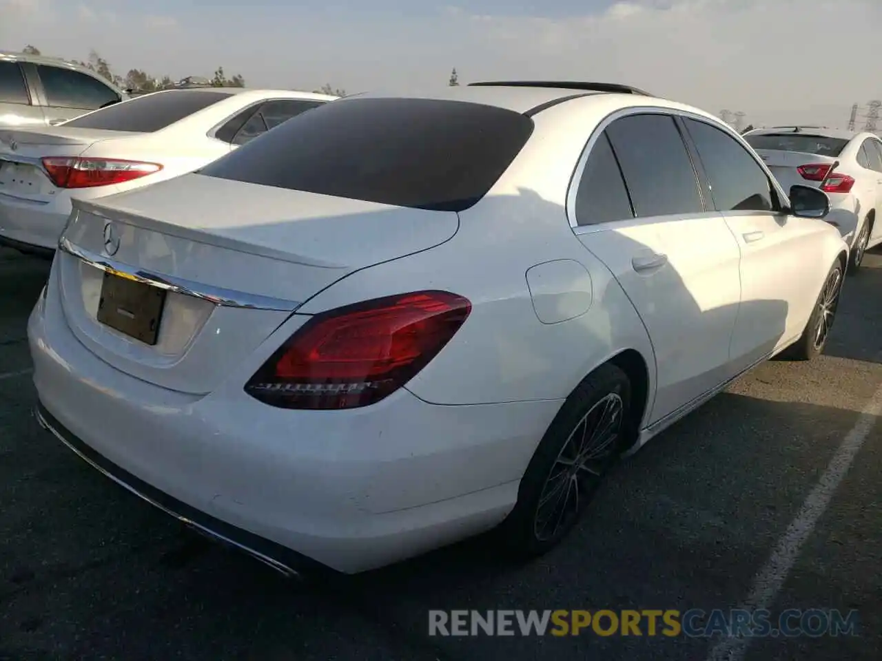 4 Photograph of a damaged car 55SWF8DB0KU284042 MERCEDES-BENZ C-CLASS 2019