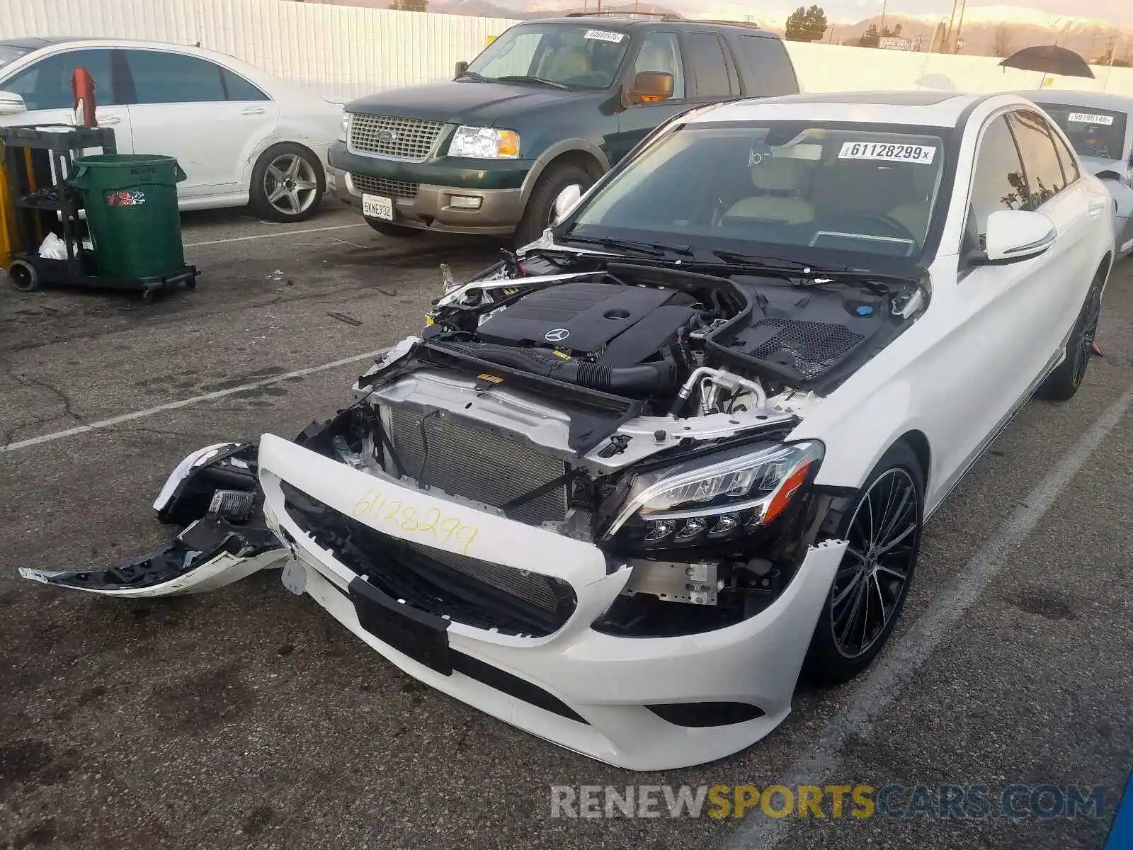 2 Photograph of a damaged car 55SWF8DB0KU287393 MERCEDES-BENZ C CLASS 2019