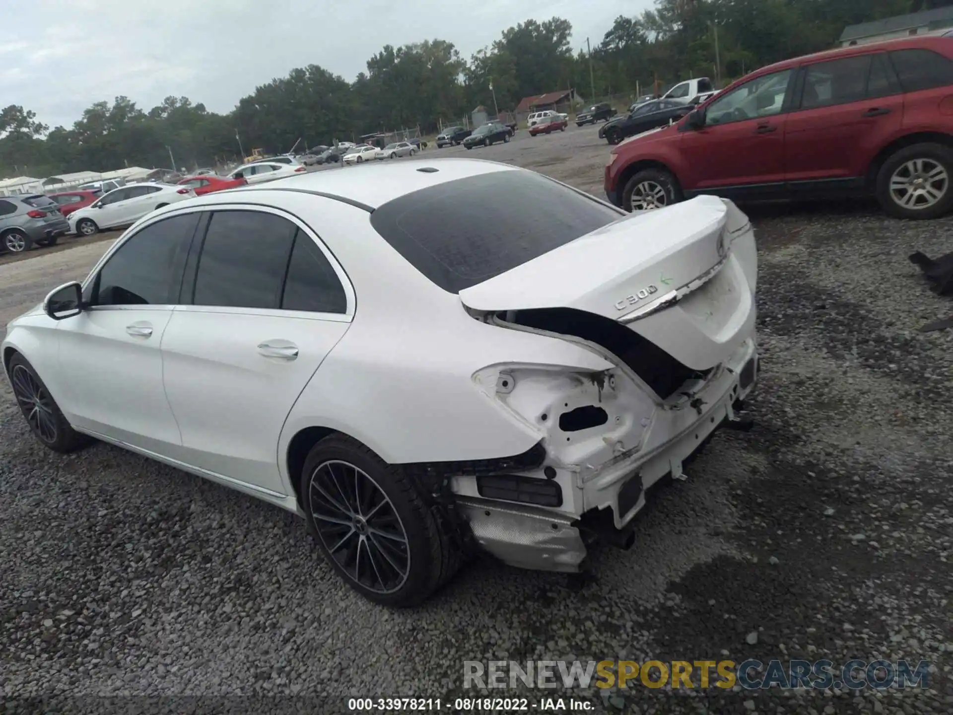 3 Photograph of a damaged car 55SWF8DB0KU288060 MERCEDES-BENZ C-CLASS 2019