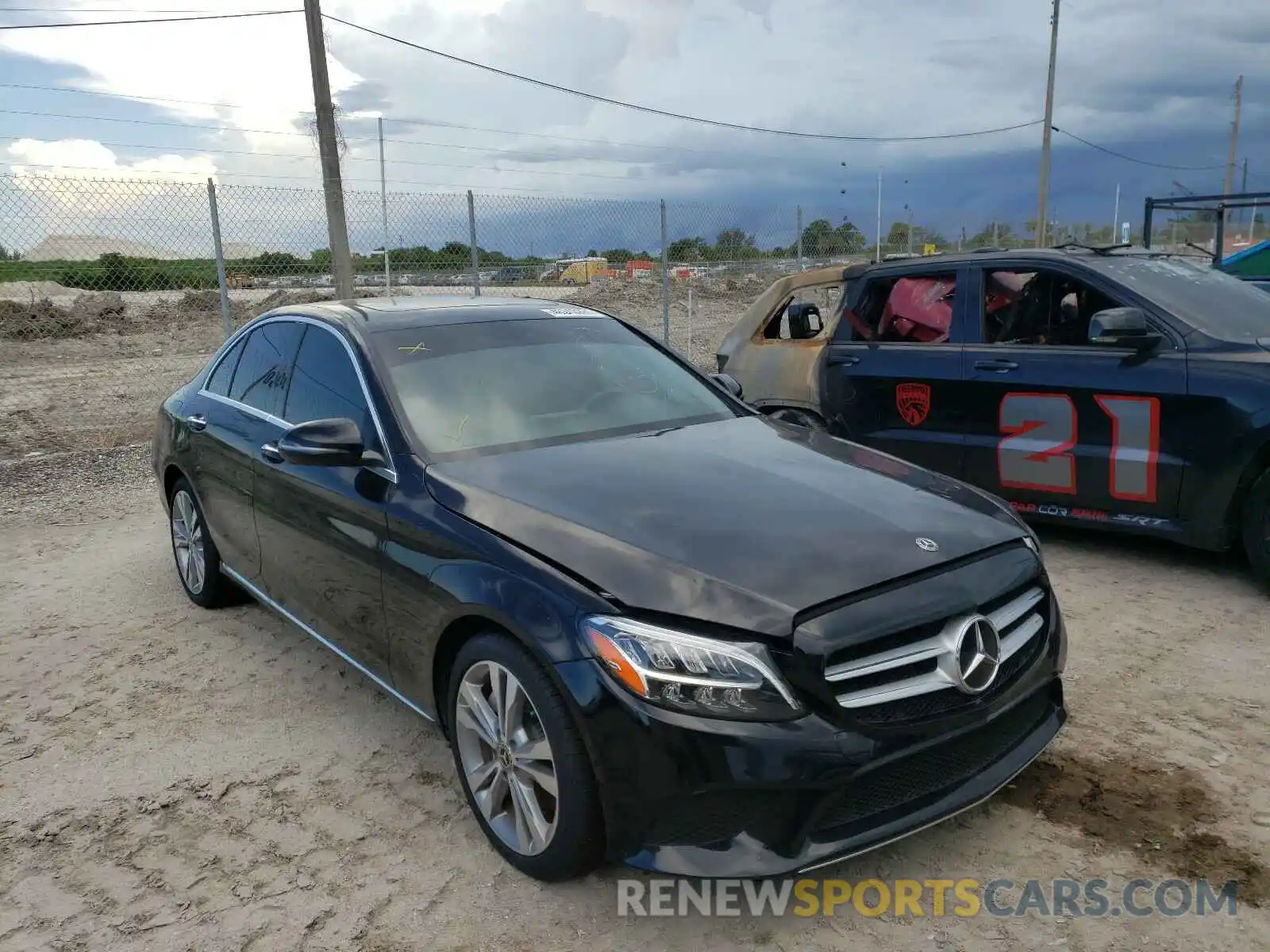 1 Photograph of a damaged car 55SWF8DB0KU288141 MERCEDES-BENZ C CLASS 2019