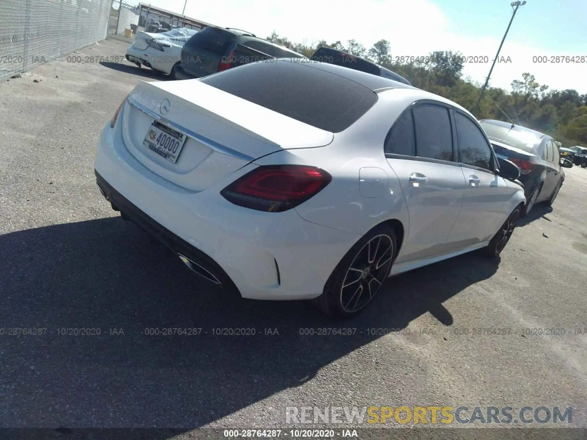 4 Photograph of a damaged car 55SWF8DB0KU288799 MERCEDES-BENZ C-CLASS 2019