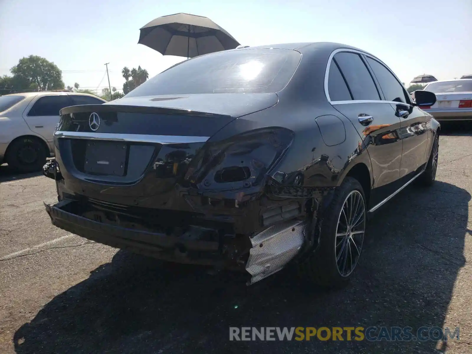 4 Photograph of a damaged car 55SWF8DB0KU288933 MERCEDES-BENZ C-CLASS 2019