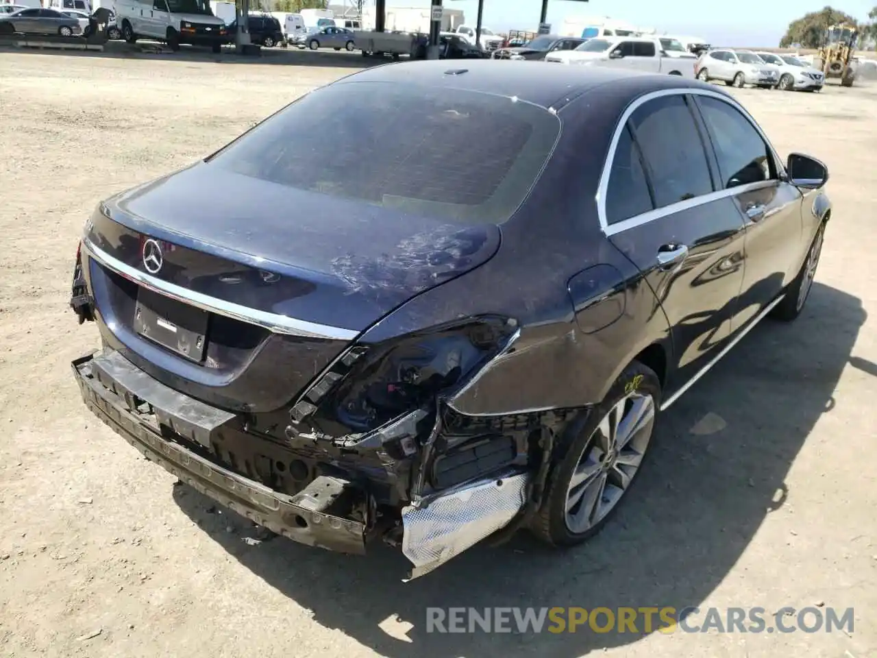 4 Photograph of a damaged car 55SWF8DB0KU291038 MERCEDES-BENZ C-CLASS 2019