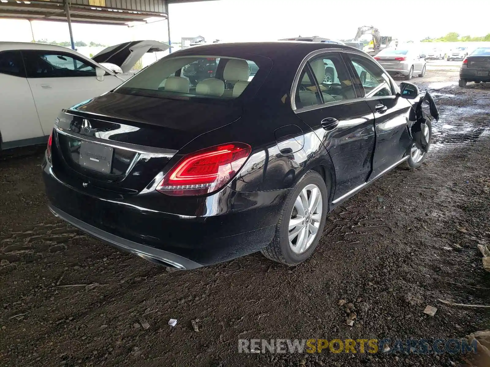 4 Photograph of a damaged car 55SWF8DB0KU294683 MERCEDES-BENZ C-CLASS 2019