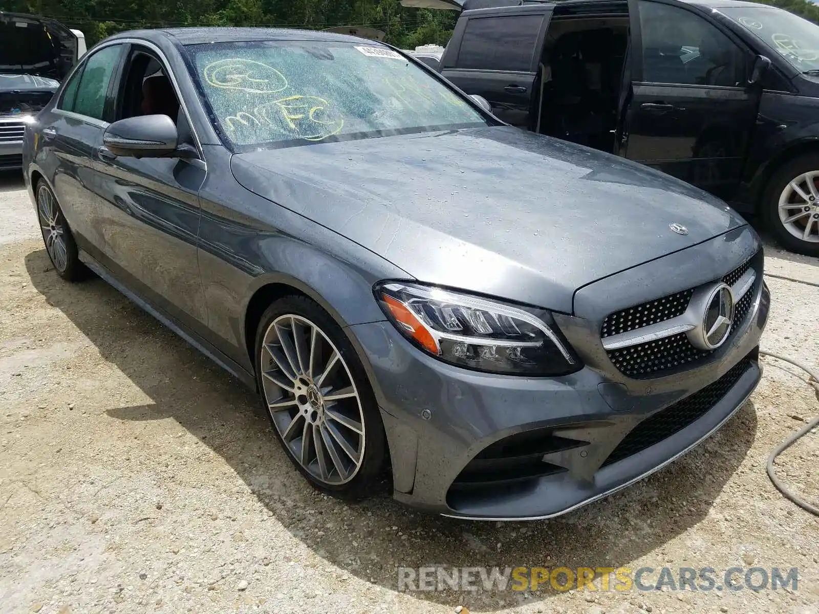 1 Photograph of a damaged car 55SWF8DB0KU296353 MERCEDES-BENZ C CLASS 2019