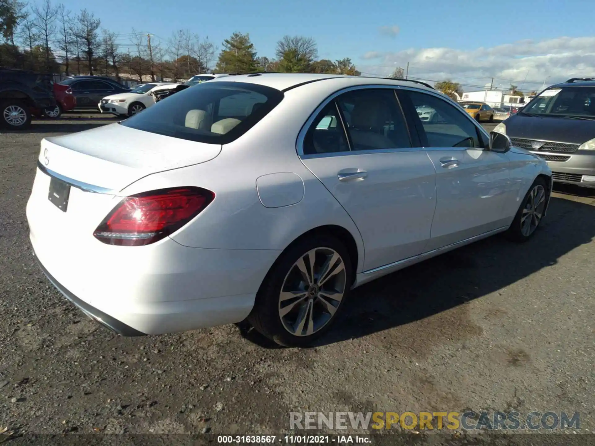 4 Photograph of a damaged car 55SWF8DB0KU297468 MERCEDES-BENZ C-CLASS 2019