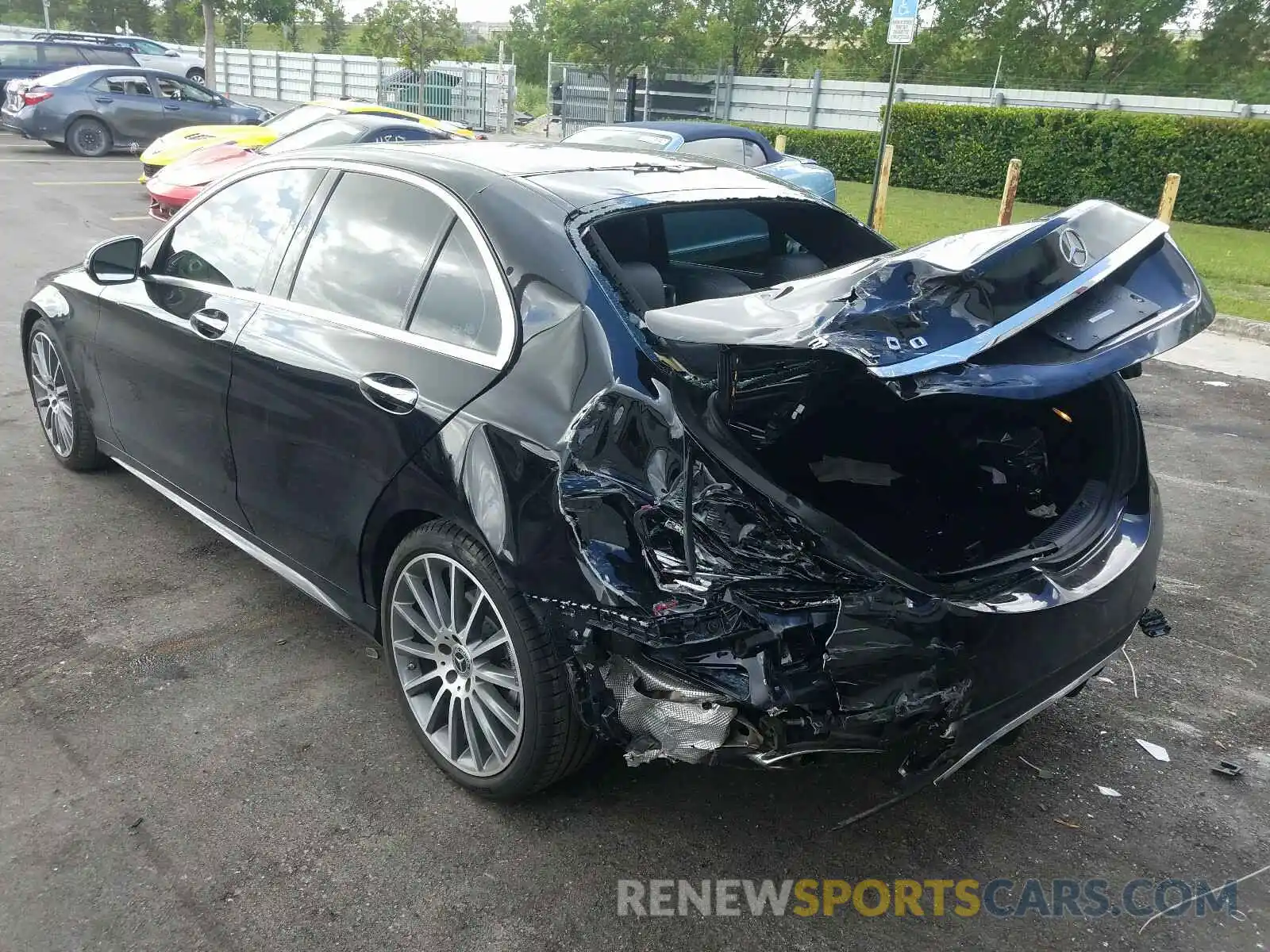 3 Photograph of a damaged car 55SWF8DB0KU297499 MERCEDES-BENZ C CLASS 2019