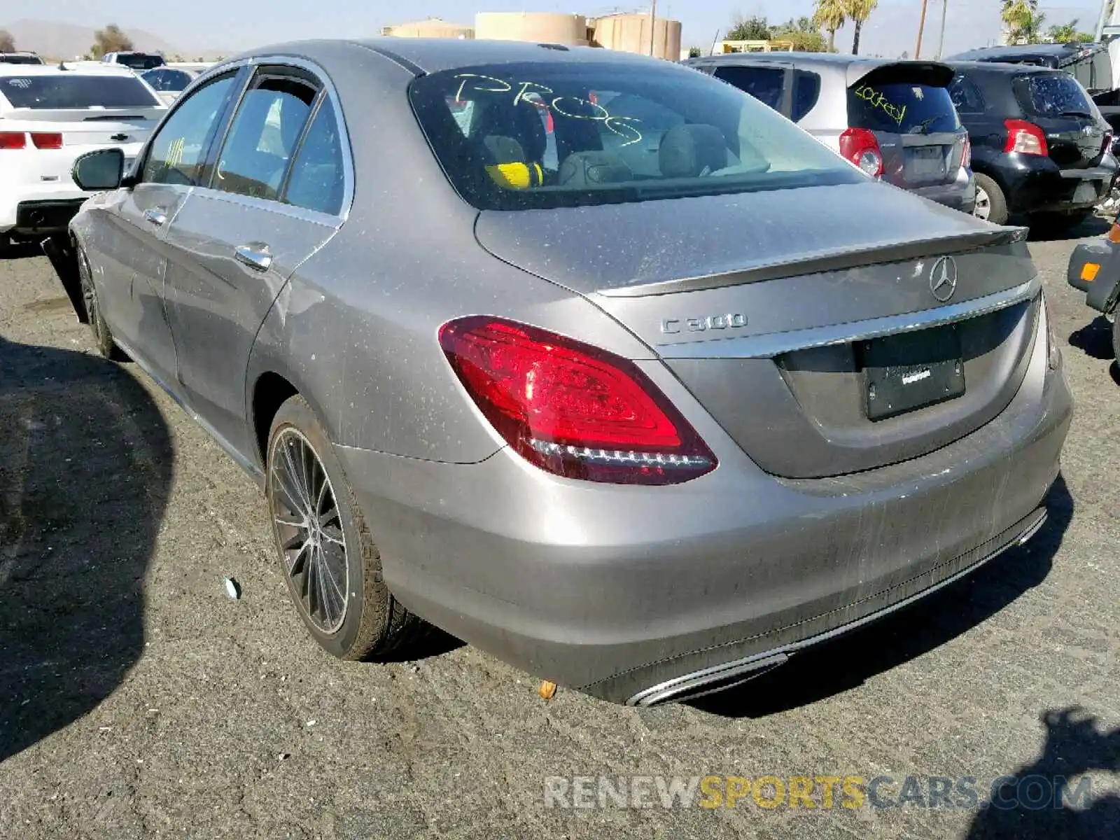 3 Photograph of a damaged car 55SWF8DB0KU298829 MERCEDES-BENZ C CLASS 2019