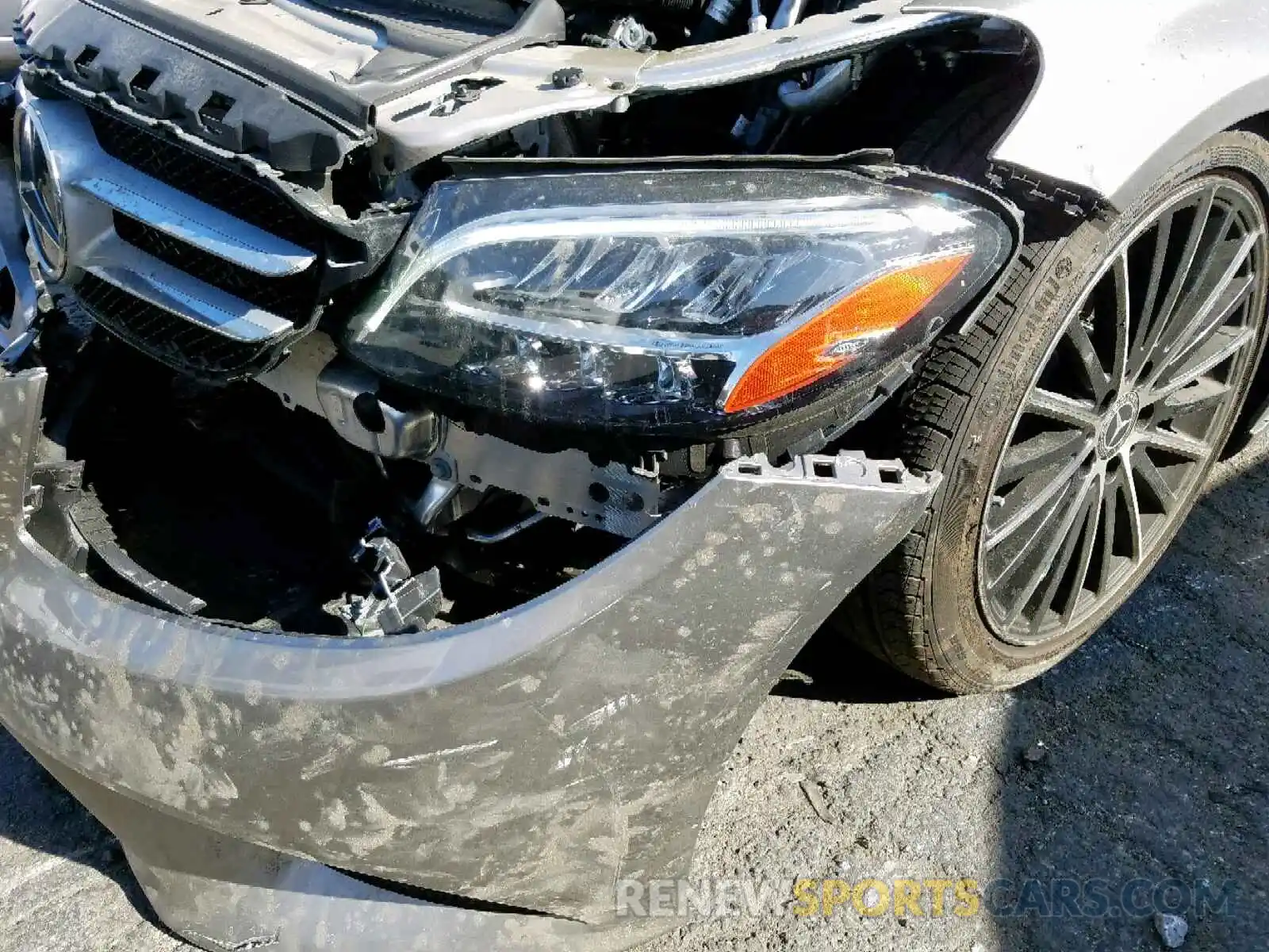 9 Photograph of a damaged car 55SWF8DB0KU298829 MERCEDES-BENZ C CLASS 2019