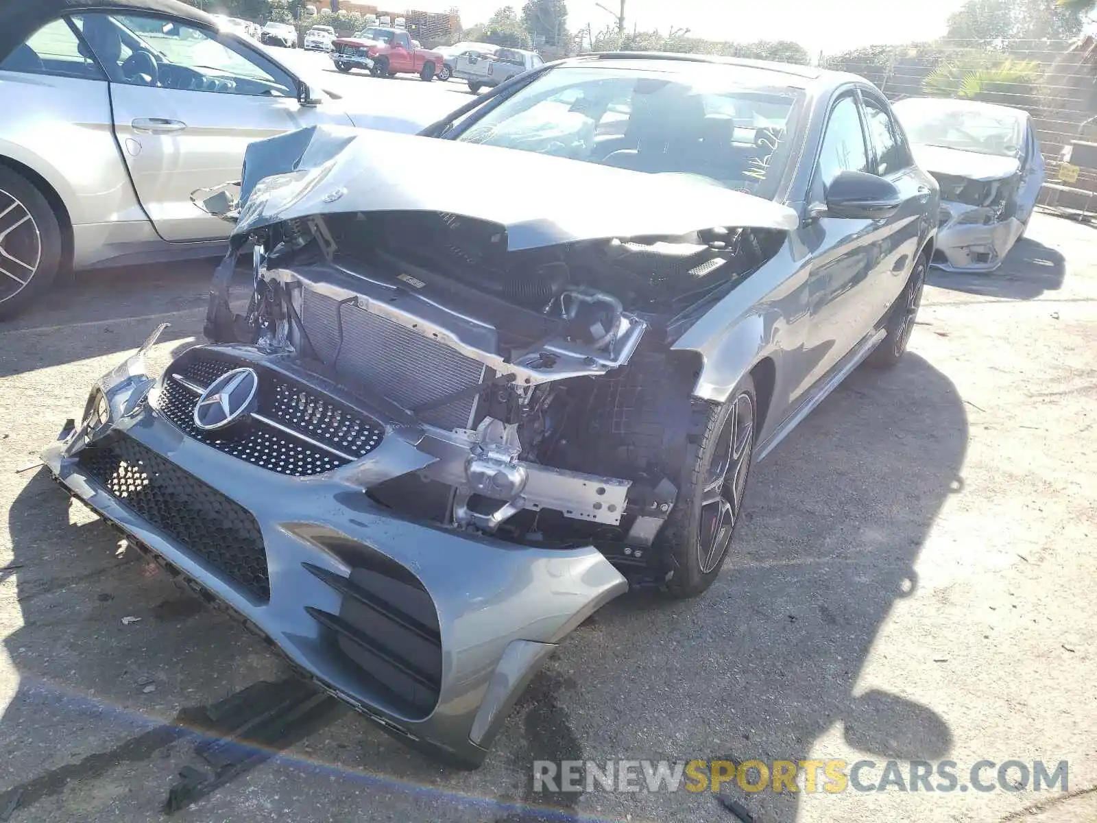 2 Photograph of a damaged car 55SWF8DB0KU300398 MERCEDES-BENZ C CLASS 2019