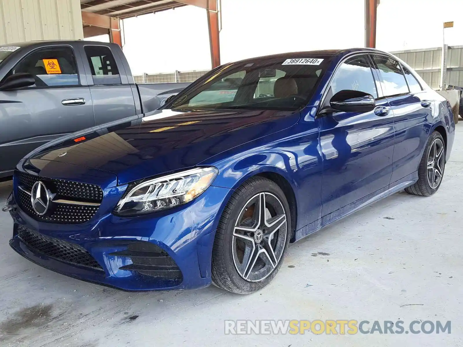 2 Photograph of a damaged car 55SWF8DB0KU301096 MERCEDES-BENZ C CLASS 2019