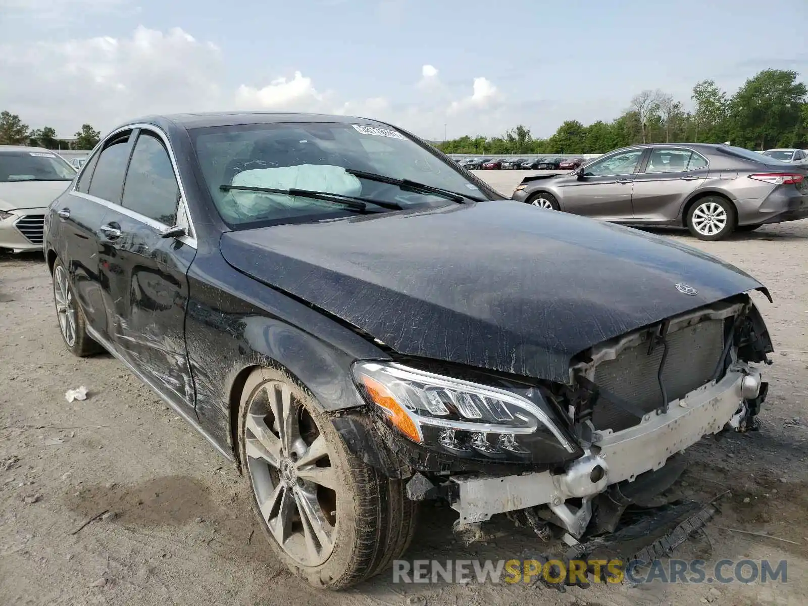 1 Photograph of a damaged car 55SWF8DB0KU306363 MERCEDES-BENZ C CLASS 2019