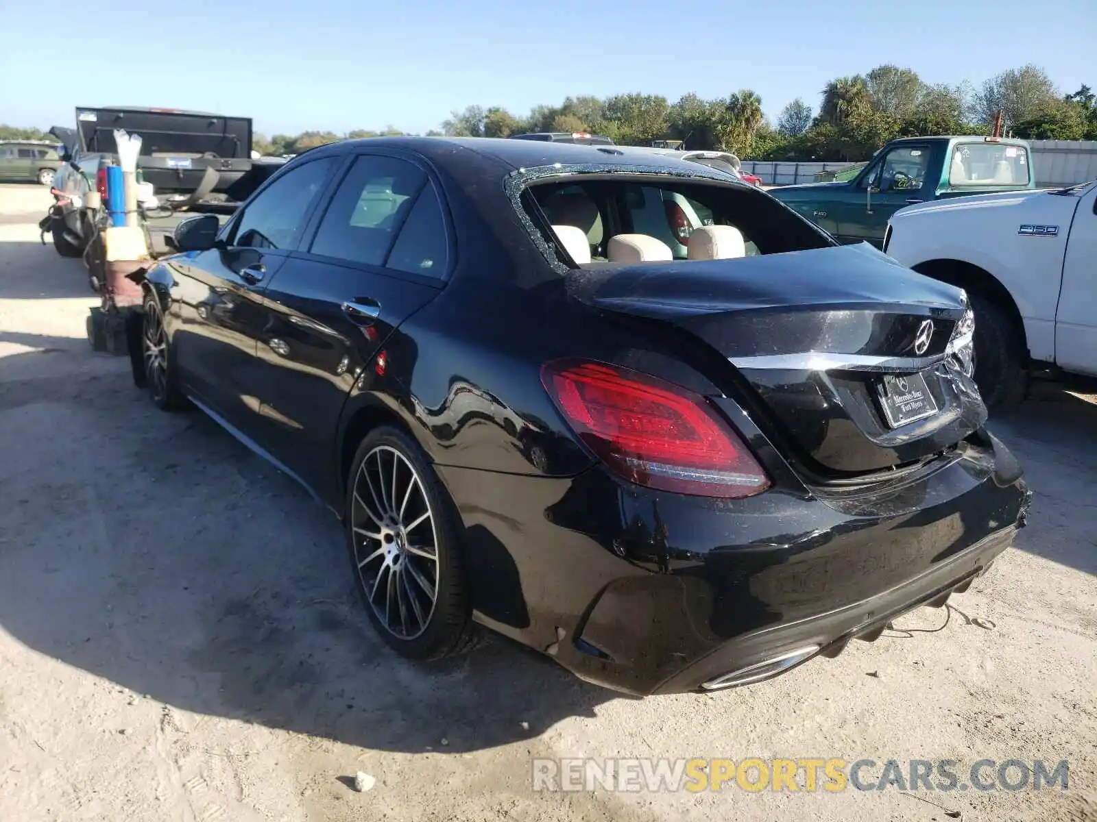 3 Photograph of a damaged car 55SWF8DB0KU306489 MERCEDES-BENZ C-CLASS 2019