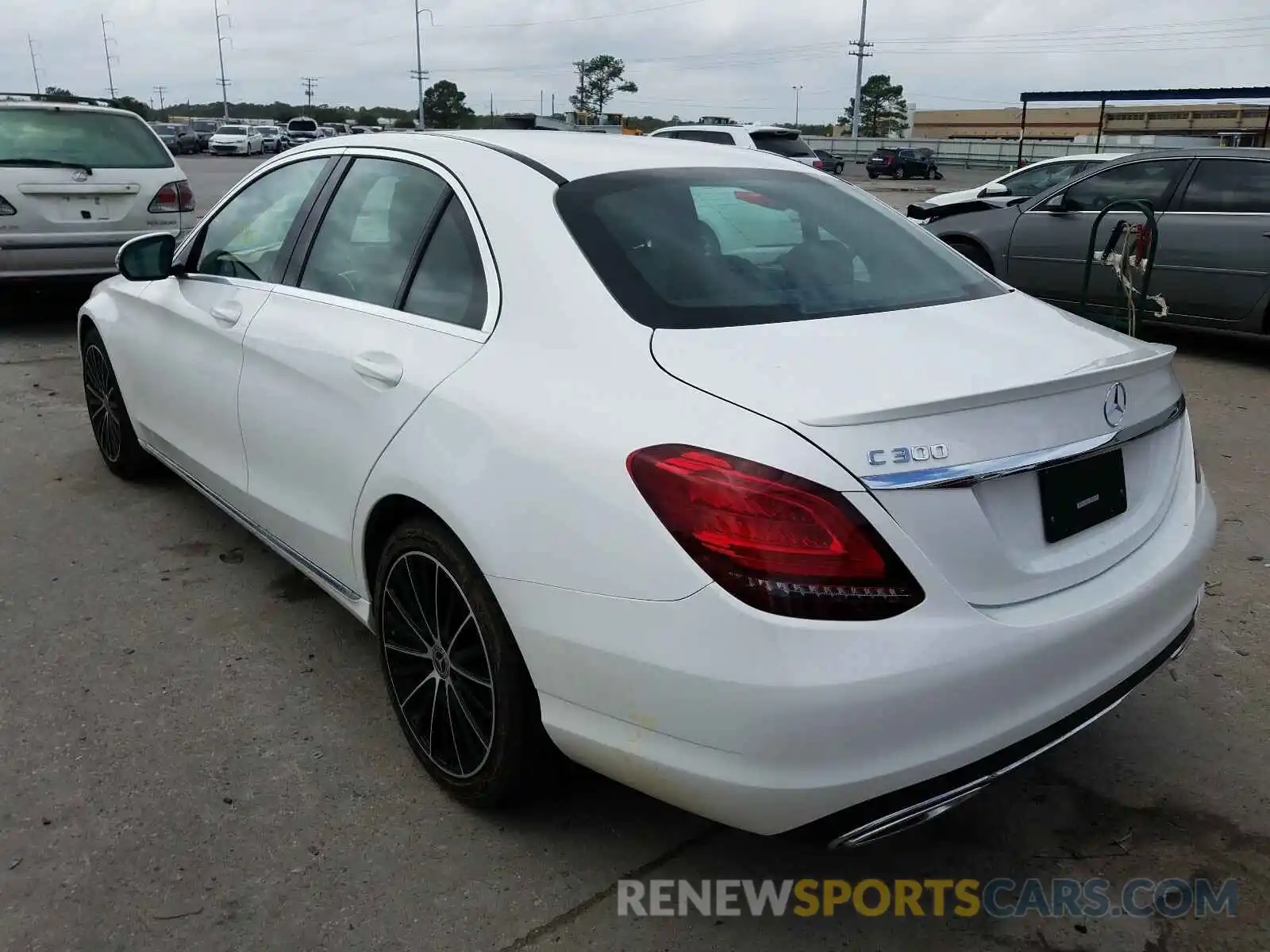 3 Photograph of a damaged car 55SWF8DB0KU307660 MERCEDES-BENZ C CLASS 2019