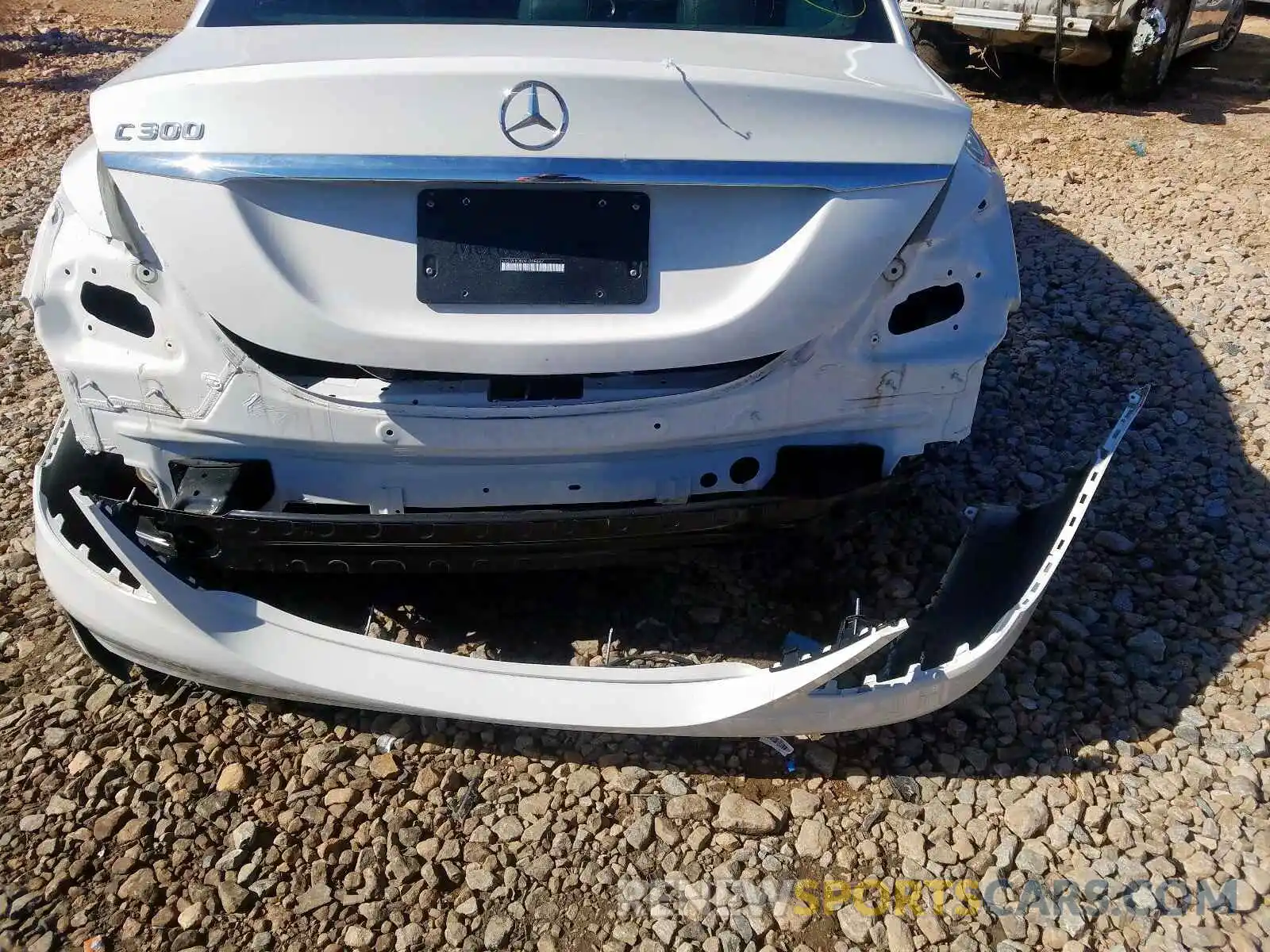 9 Photograph of a damaged car 55SWF8DB0KU308467 MERCEDES-BENZ C CLASS 2019