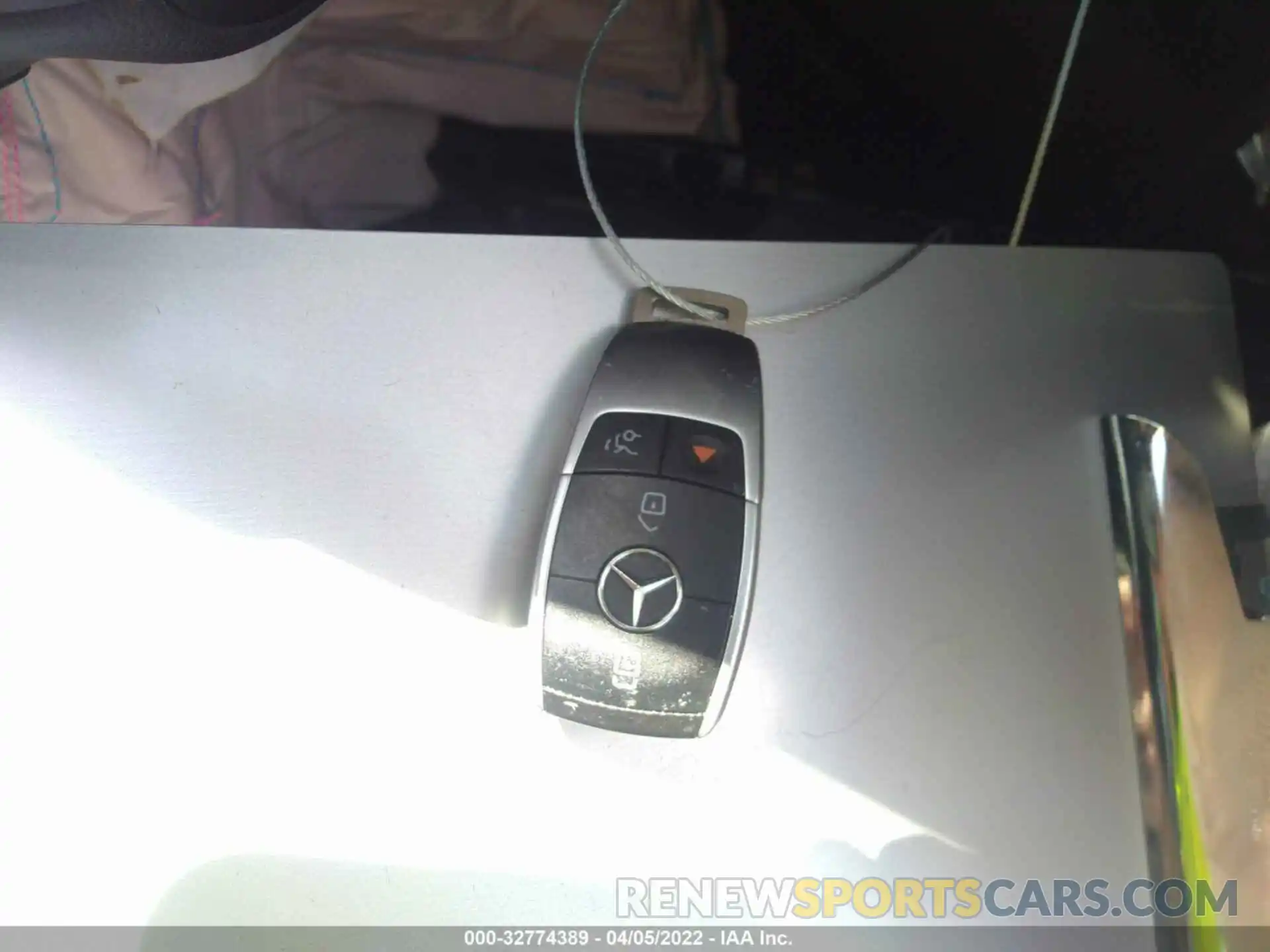 11 Photograph of a damaged car 55SWF8DB0KU310526 MERCEDES-BENZ C-CLASS 2019