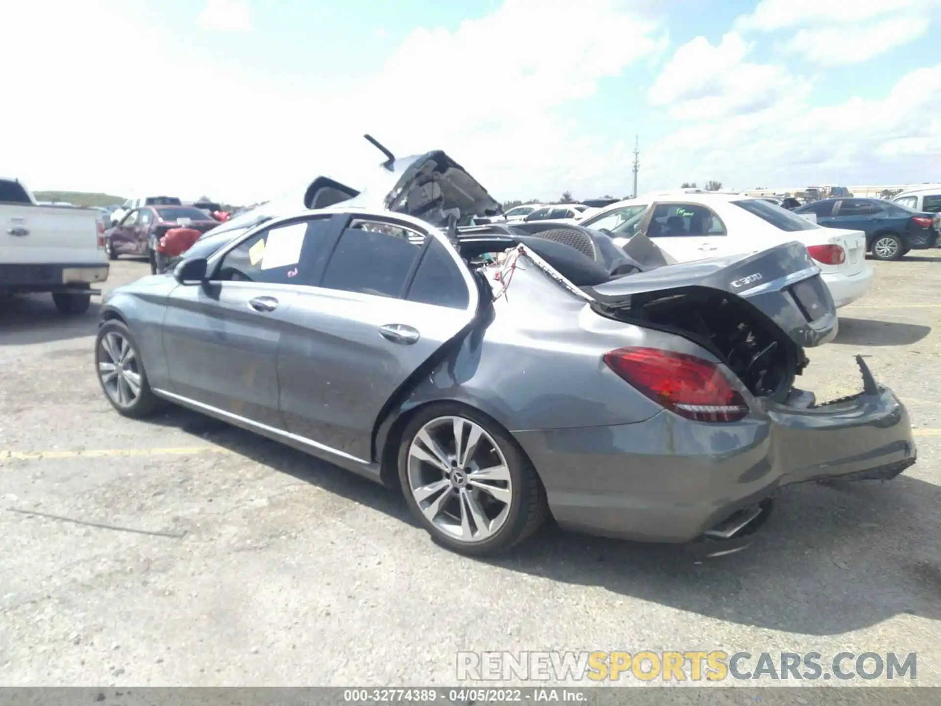 3 Photograph of a damaged car 55SWF8DB0KU310526 MERCEDES-BENZ C-CLASS 2019