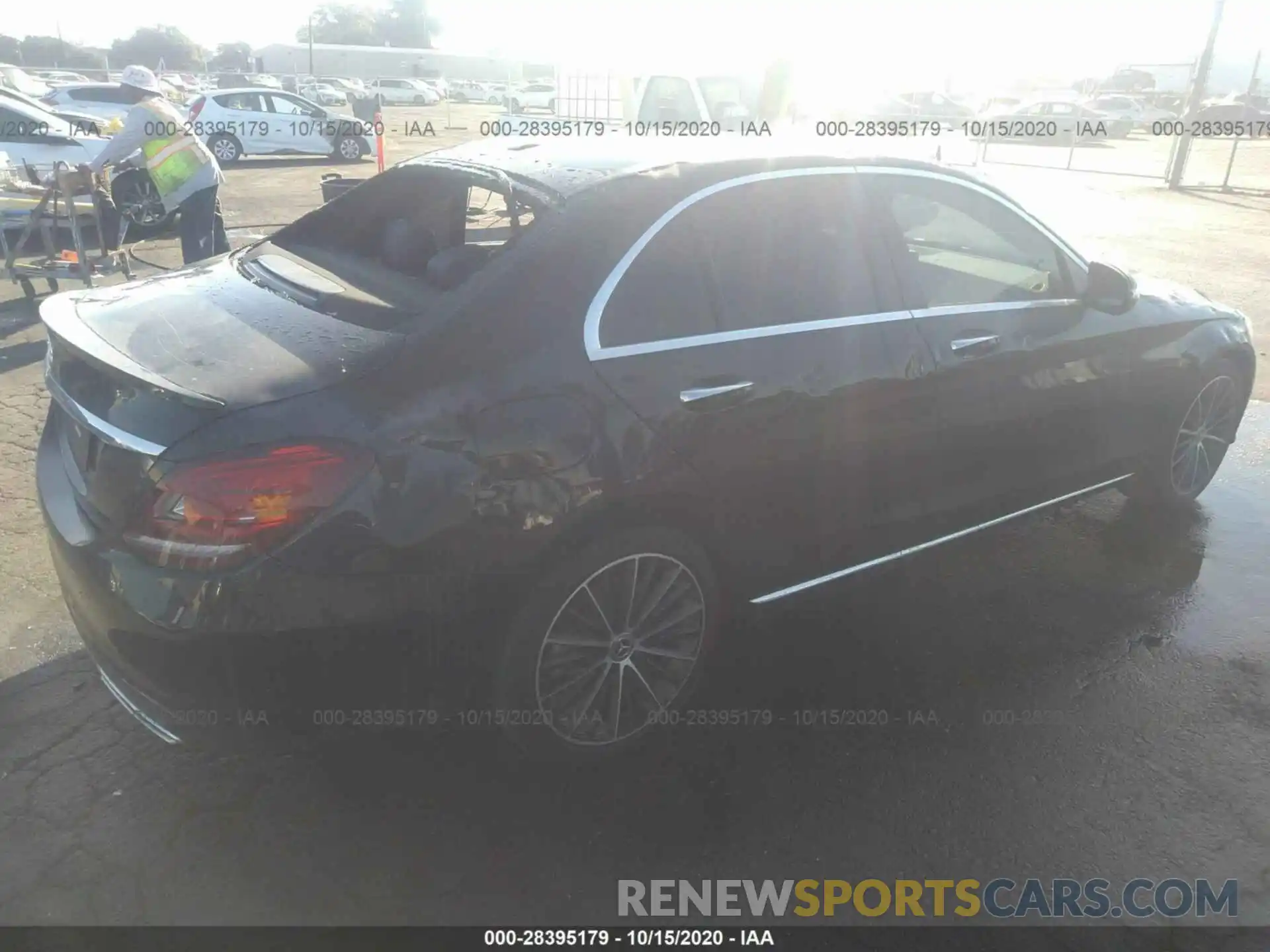 4 Photograph of a damaged car 55SWF8DB0KU311238 MERCEDES-BENZ C-CLASS 2019