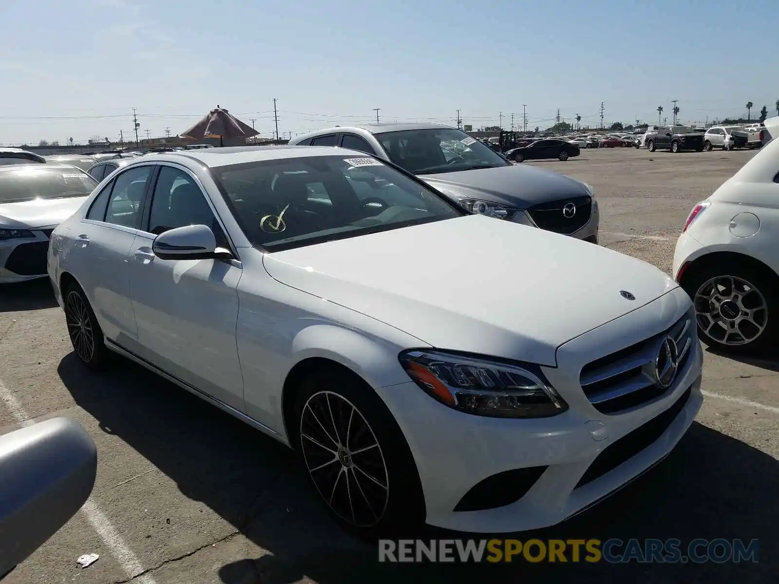 1 Photograph of a damaged car 55SWF8DB0KU320070 MERCEDES-BENZ C CLASS 2019