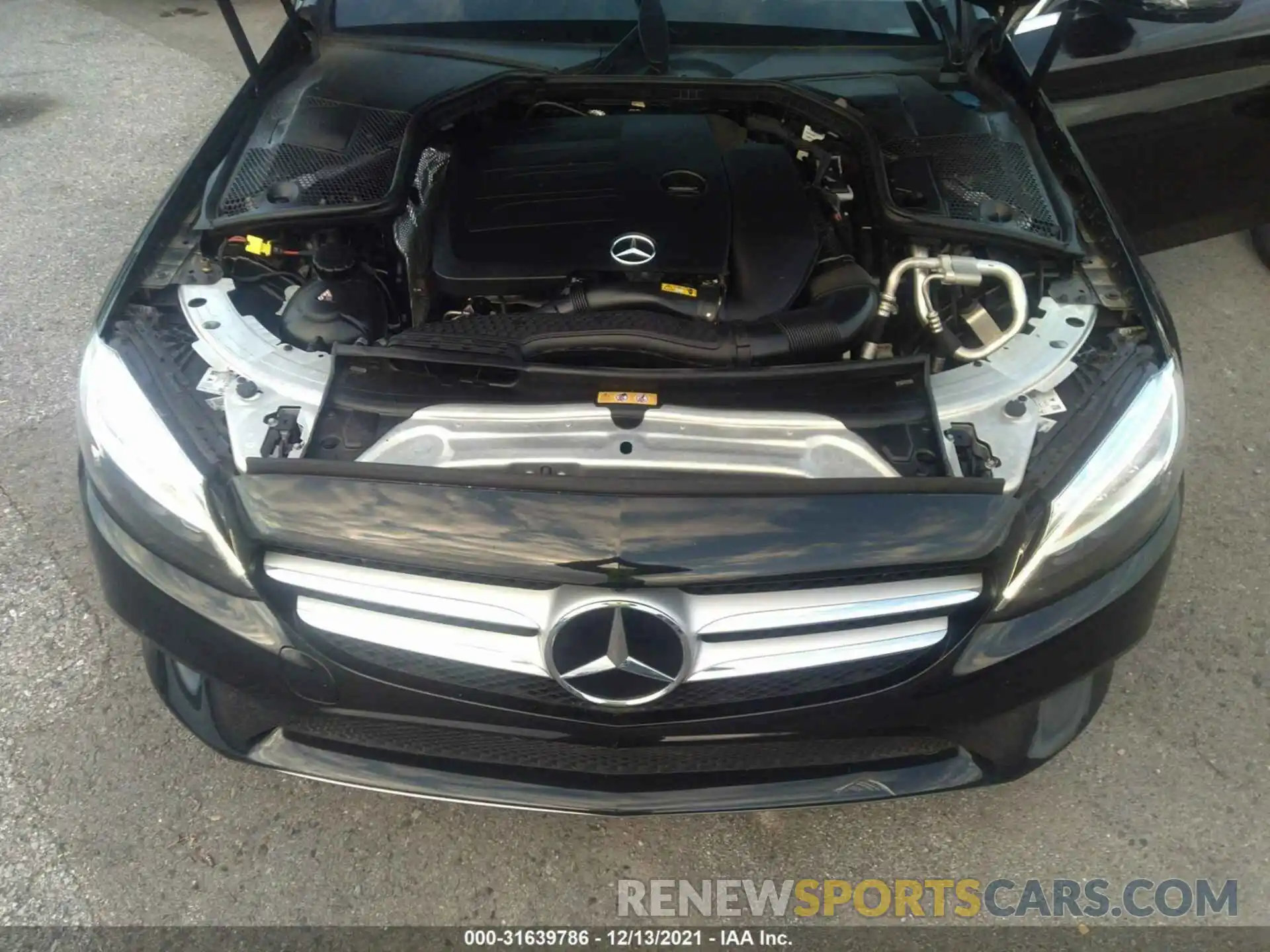 10 Photograph of a damaged car 55SWF8DB1KU284714 MERCEDES-BENZ C-CLASS 2019