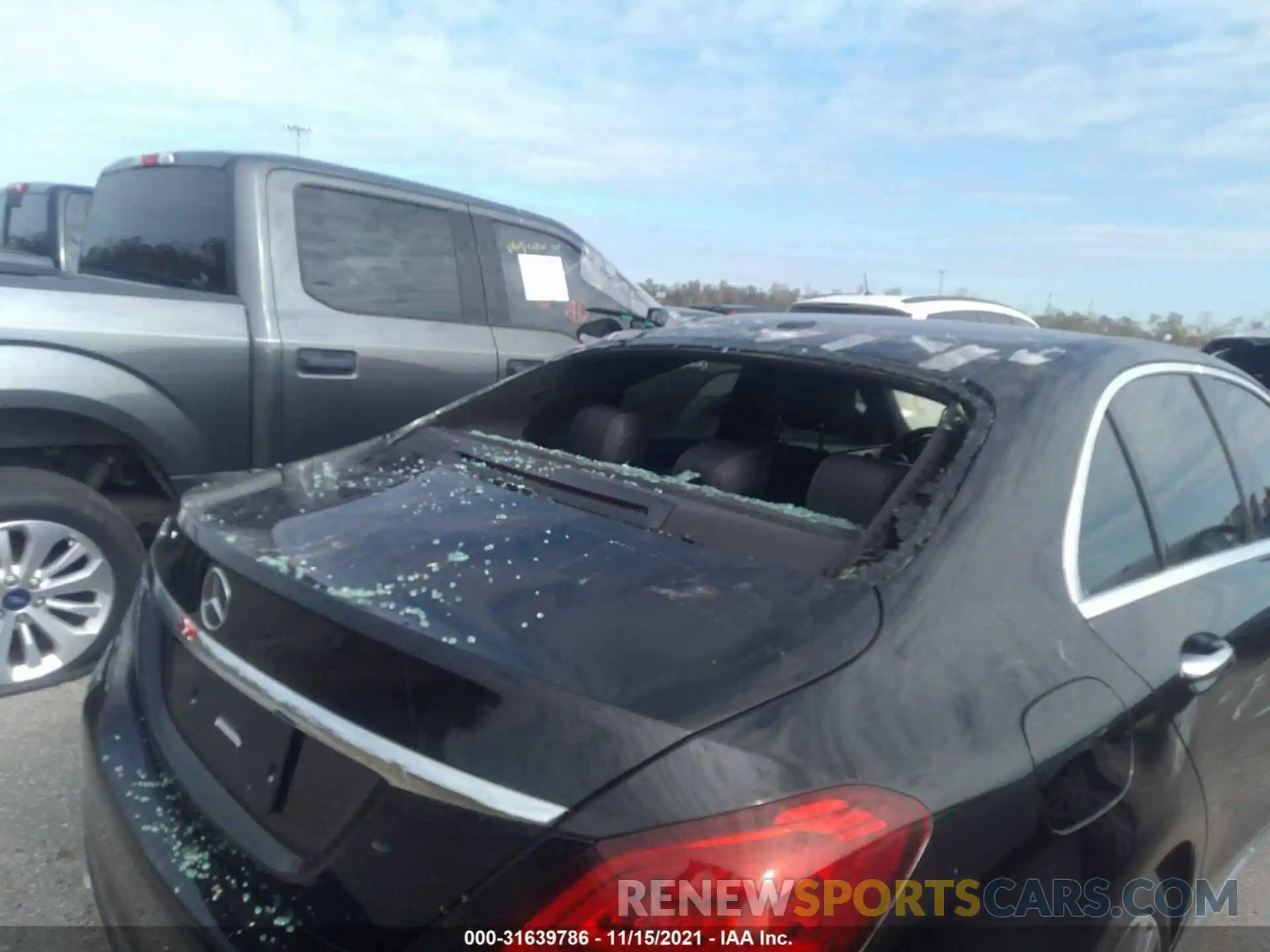 6 Photograph of a damaged car 55SWF8DB1KU284714 MERCEDES-BENZ C-CLASS 2019