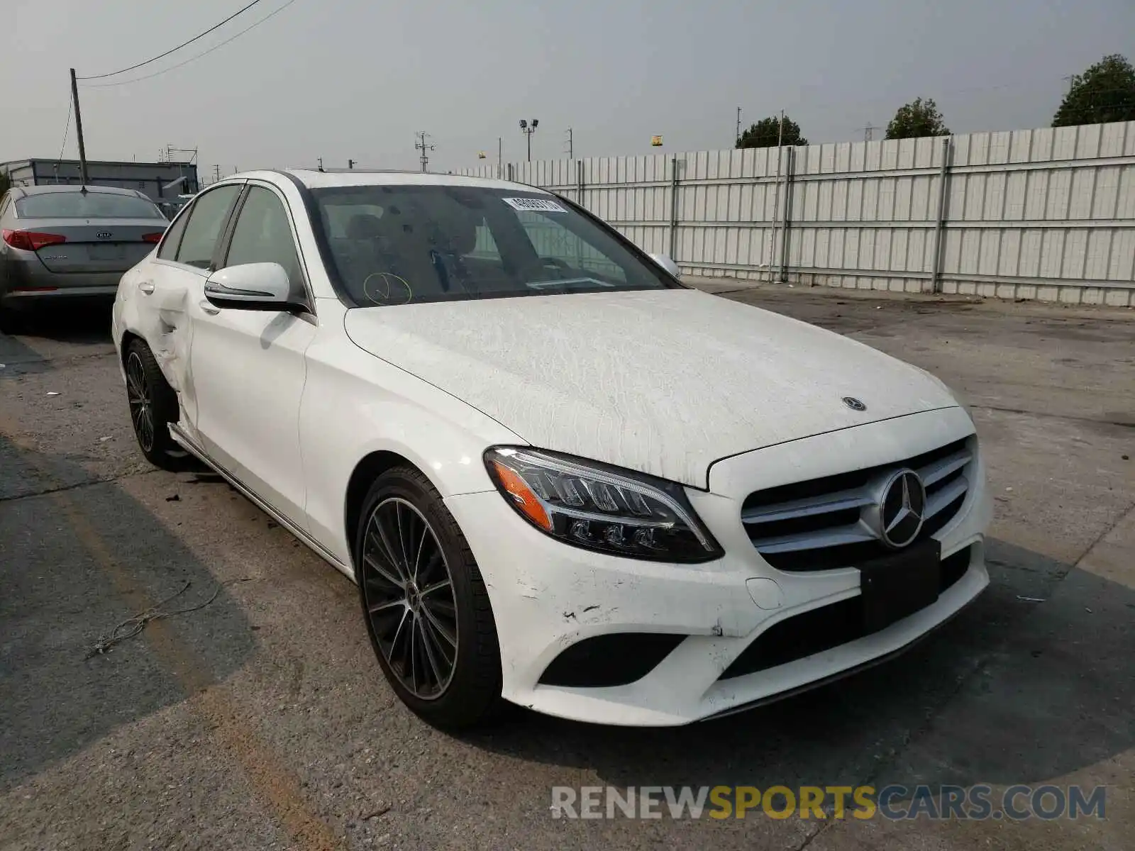 1 Photograph of a damaged car 55SWF8DB1KU286673 MERCEDES-BENZ C CLASS 2019