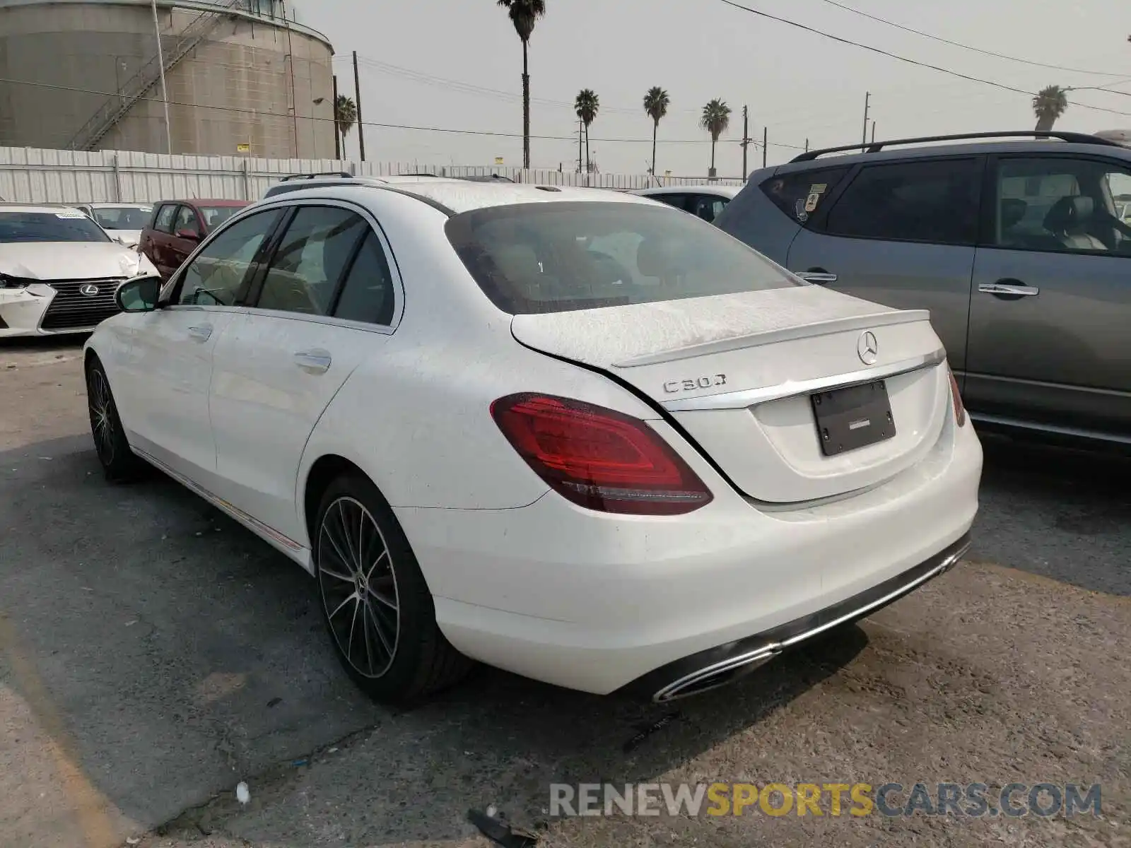 3 Photograph of a damaged car 55SWF8DB1KU286673 MERCEDES-BENZ C CLASS 2019