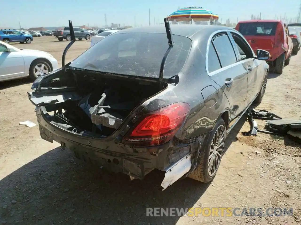 4 Photograph of a damaged car 55SWF8DB1KU286866 MERCEDES-BENZ C-CLASS 2019