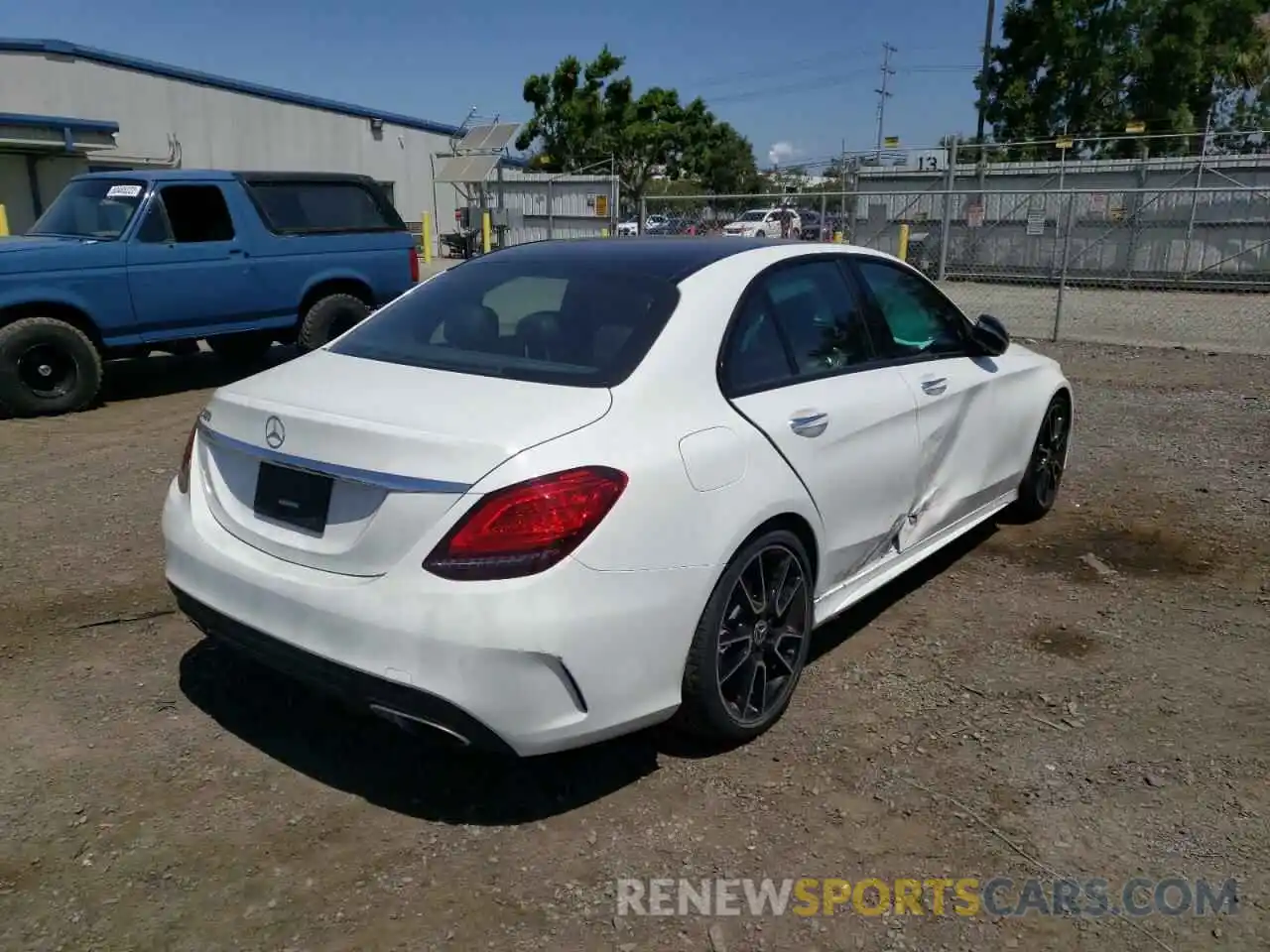 4 Photograph of a damaged car 55SWF8DB1KU287905 MERCEDES-BENZ C-CLASS 2019