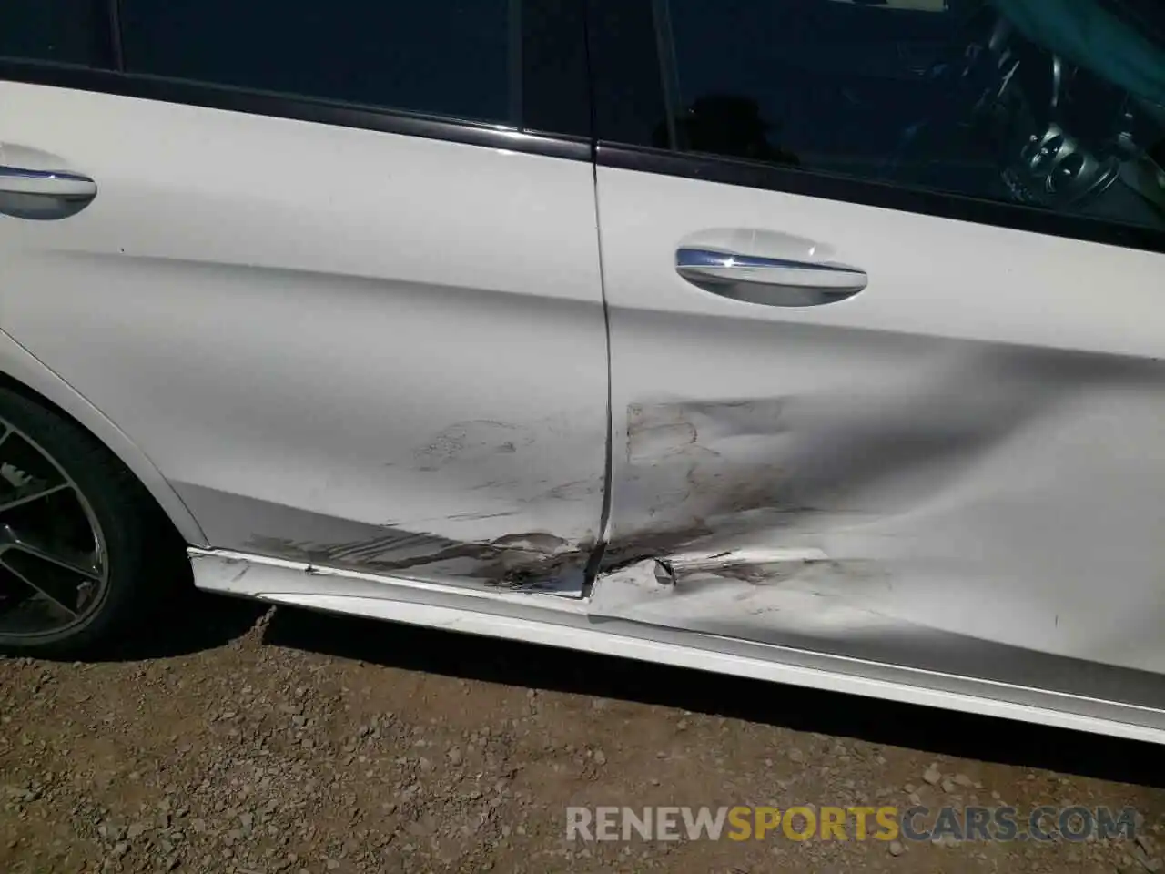 9 Photograph of a damaged car 55SWF8DB1KU287905 MERCEDES-BENZ C-CLASS 2019