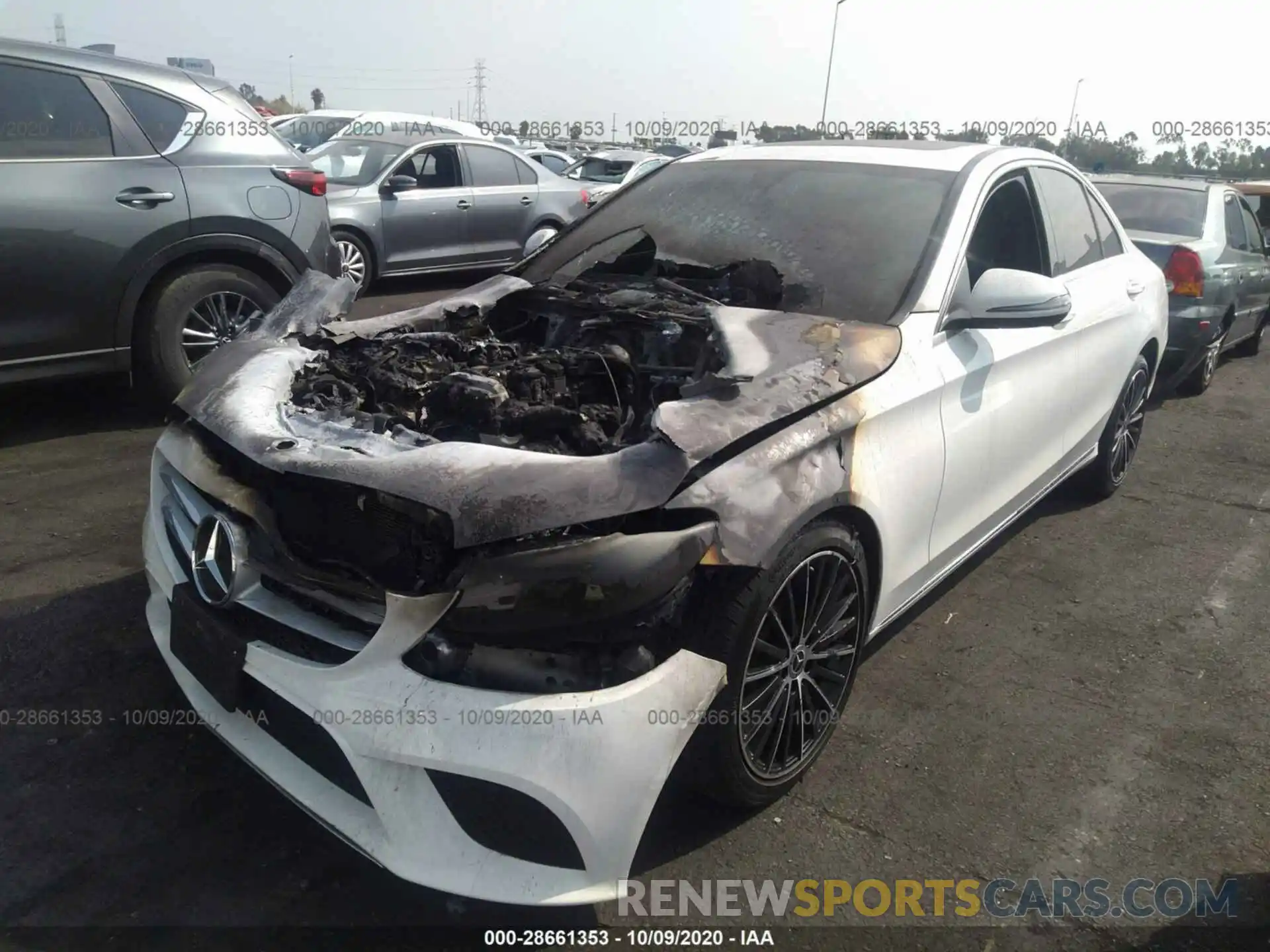 2 Photograph of a damaged car 55SWF8DB1KU291775 MERCEDES-BENZ C-CLASS 2019