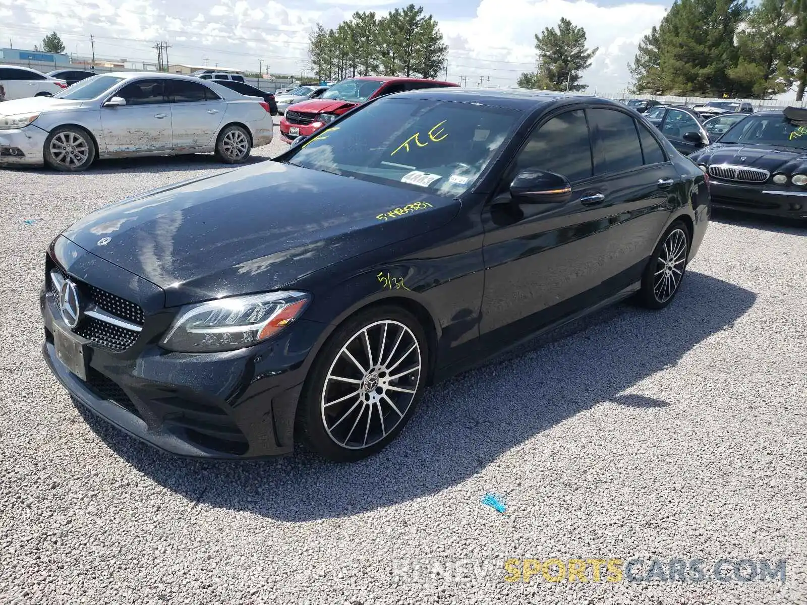 2 Photograph of a damaged car 55SWF8DB1KU292117 MERCEDES-BENZ C-CLASS 2019