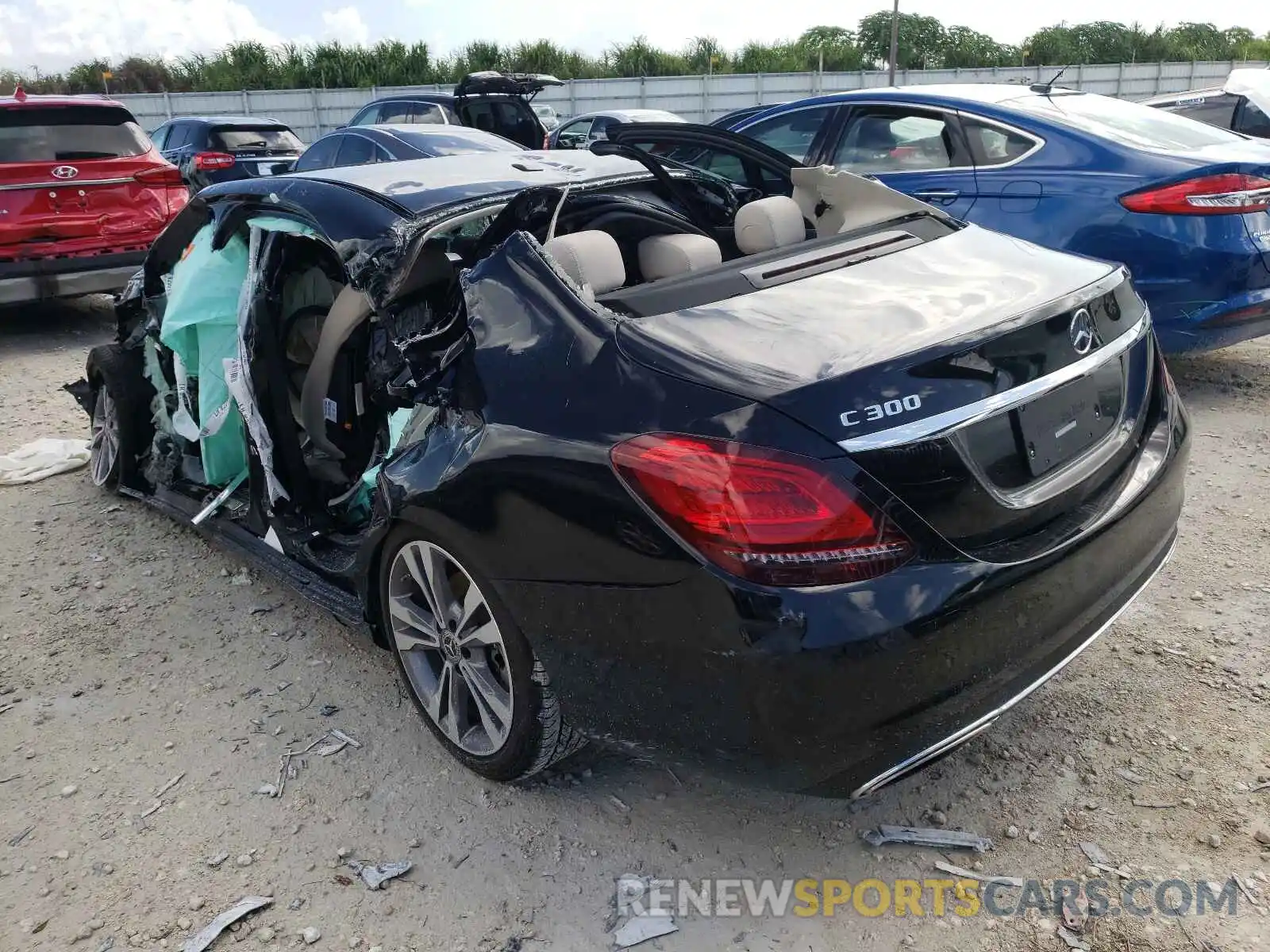 3 Photograph of a damaged car 55SWF8DB1KU294207 MERCEDES-BENZ C-CLASS 2019