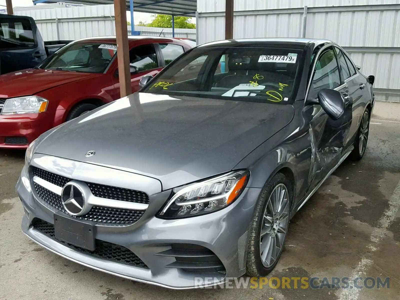 2 Photograph of a damaged car 55SWF8DB1KU295583 MERCEDES-BENZ C CLASS 2019