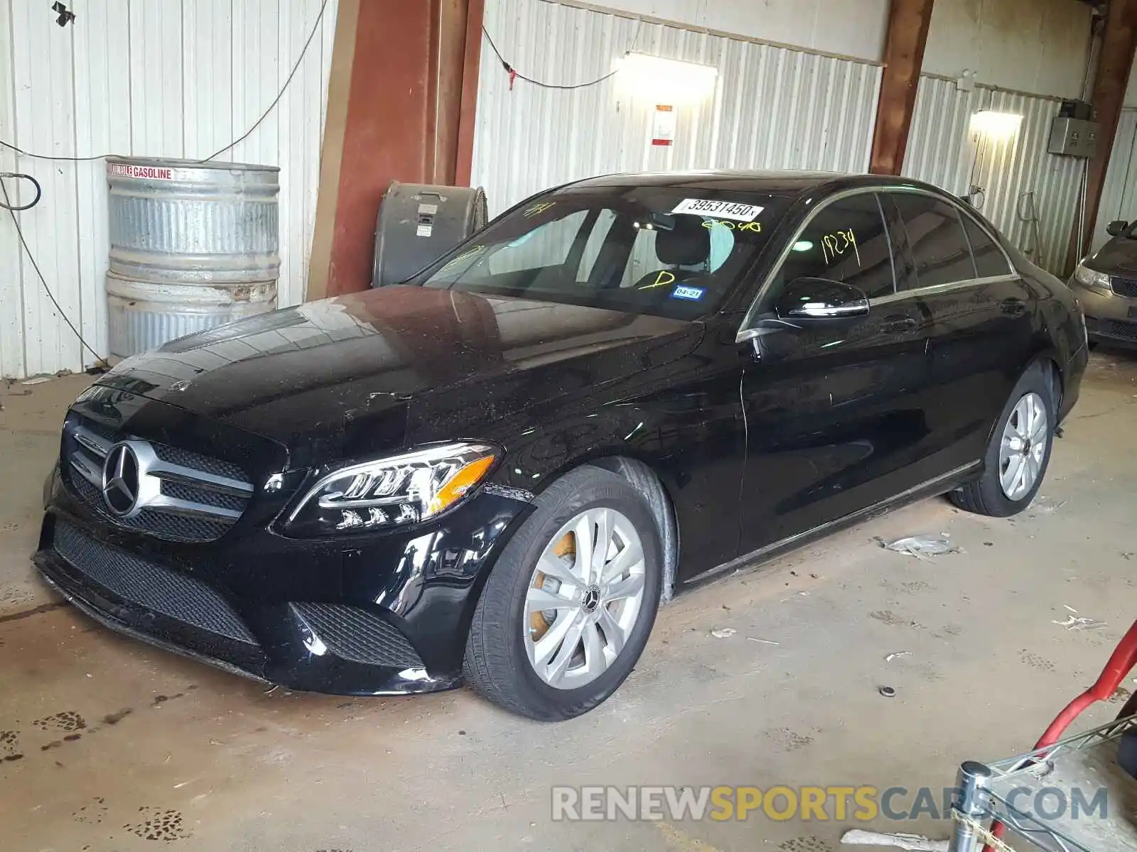 2 Photograph of a damaged car 55SWF8DB1KU296040 MERCEDES-BENZ C CLASS 2019